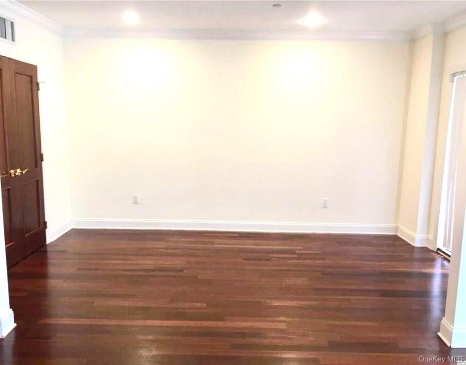 #10 photo, 171 sterling Great Neck Road, Great Neck , NY 11021