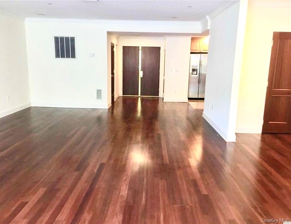 #3 photo, 171 sterling Great Neck Road, Great Neck , NY 11021