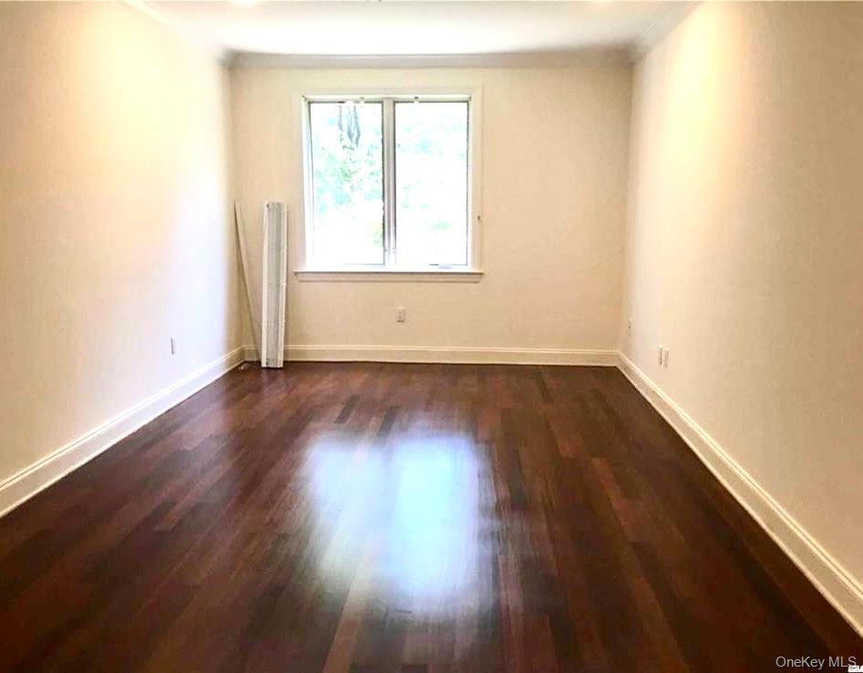 #4 photo, 171 sterling Great Neck Road, Great Neck , NY 11021