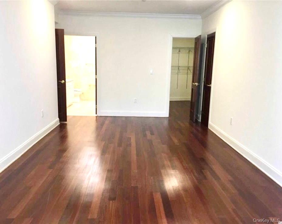 #5 photo, 171 sterling Great Neck Road, Great Neck , NY 11021