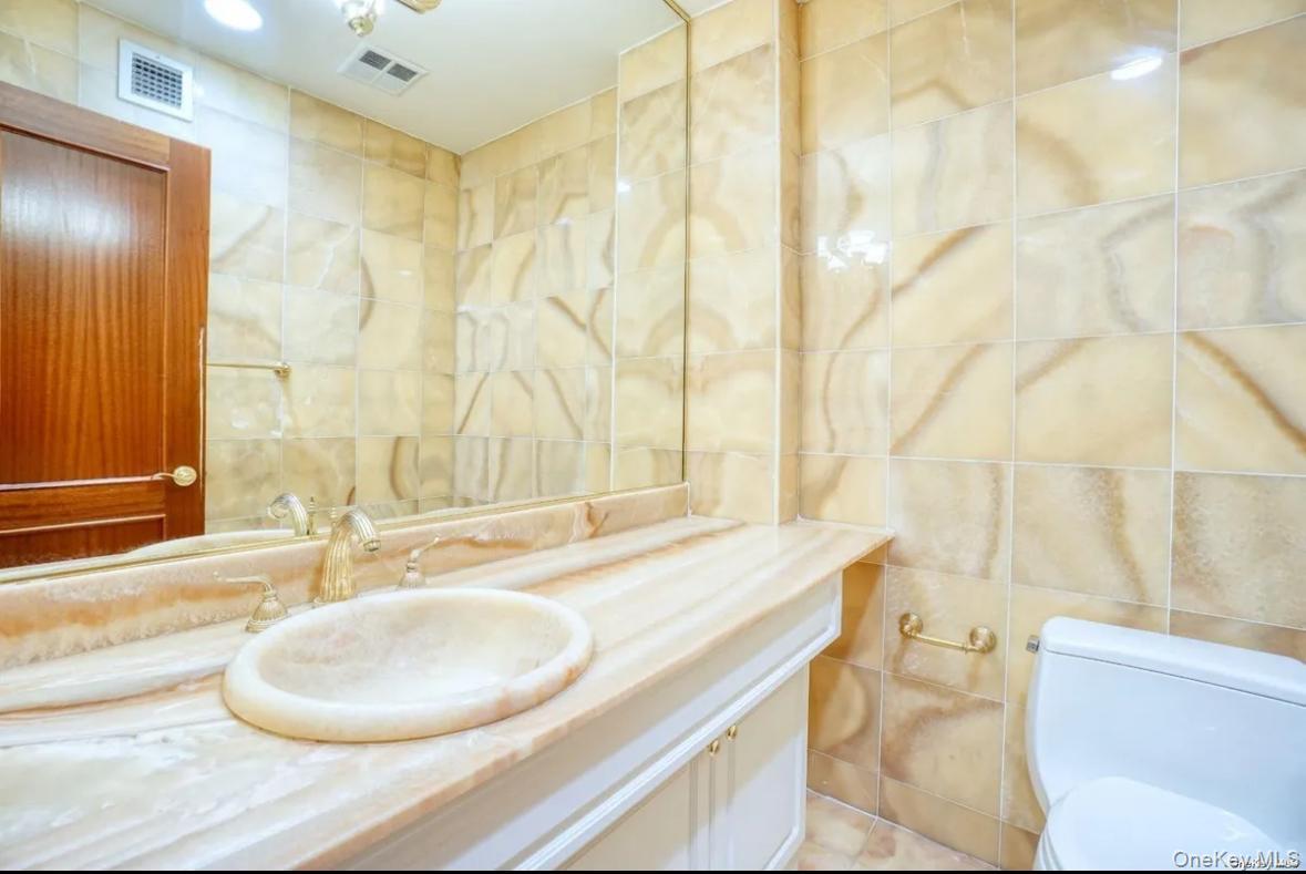 #9 photo, 171 sterling Great Neck Road, Great Neck , NY 11021