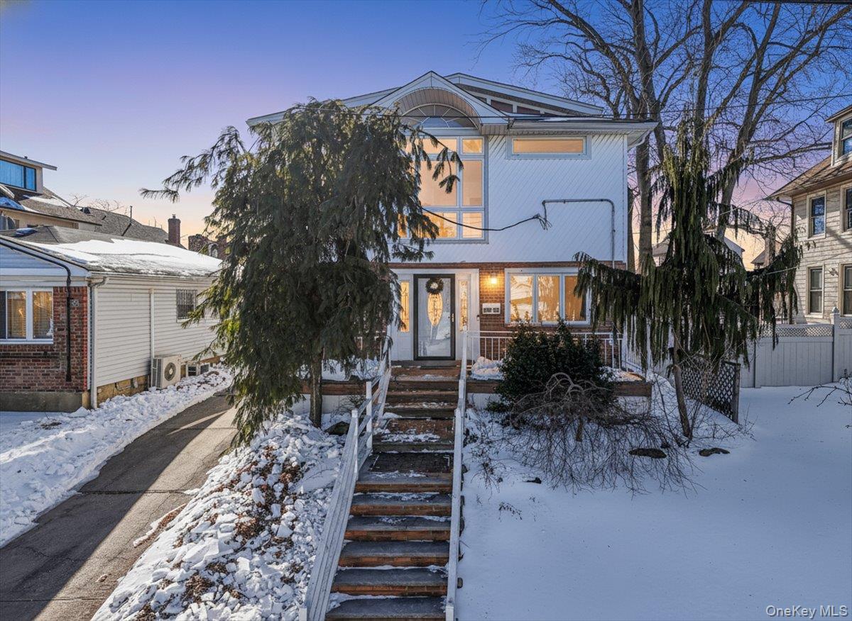 #3 photo, 157-40 9th Avenue, Куинс ‖ Beechhurst , NY 11357