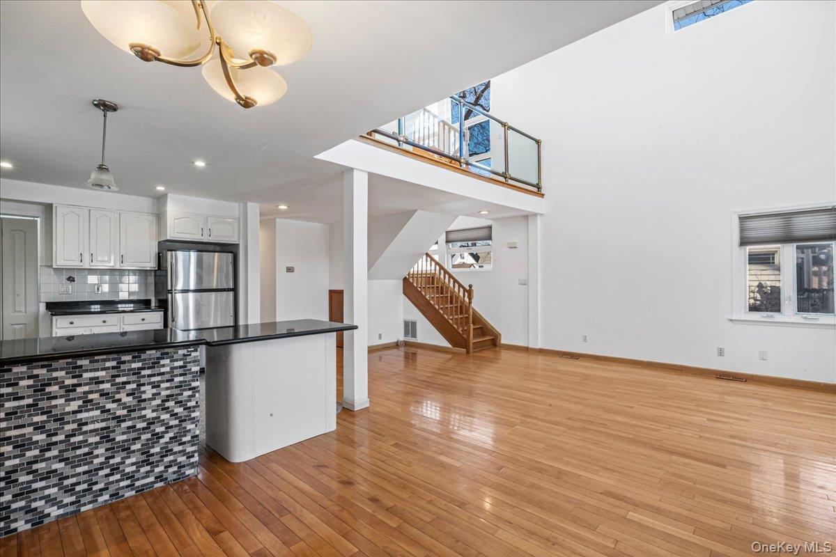 #7 photo, 157-40 9th Avenue, Куинс ‖ Beechhurst , NY 11357