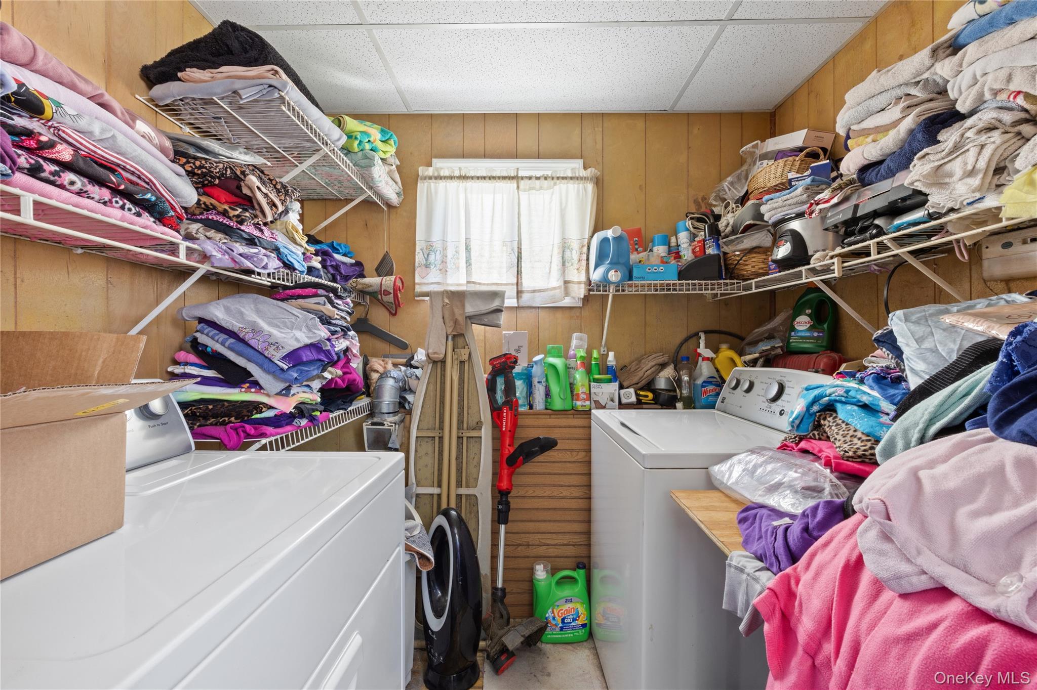 #18 photo, 27 Elizabeth Drive, नासाउ काउंटी Bethpage , NY 11714