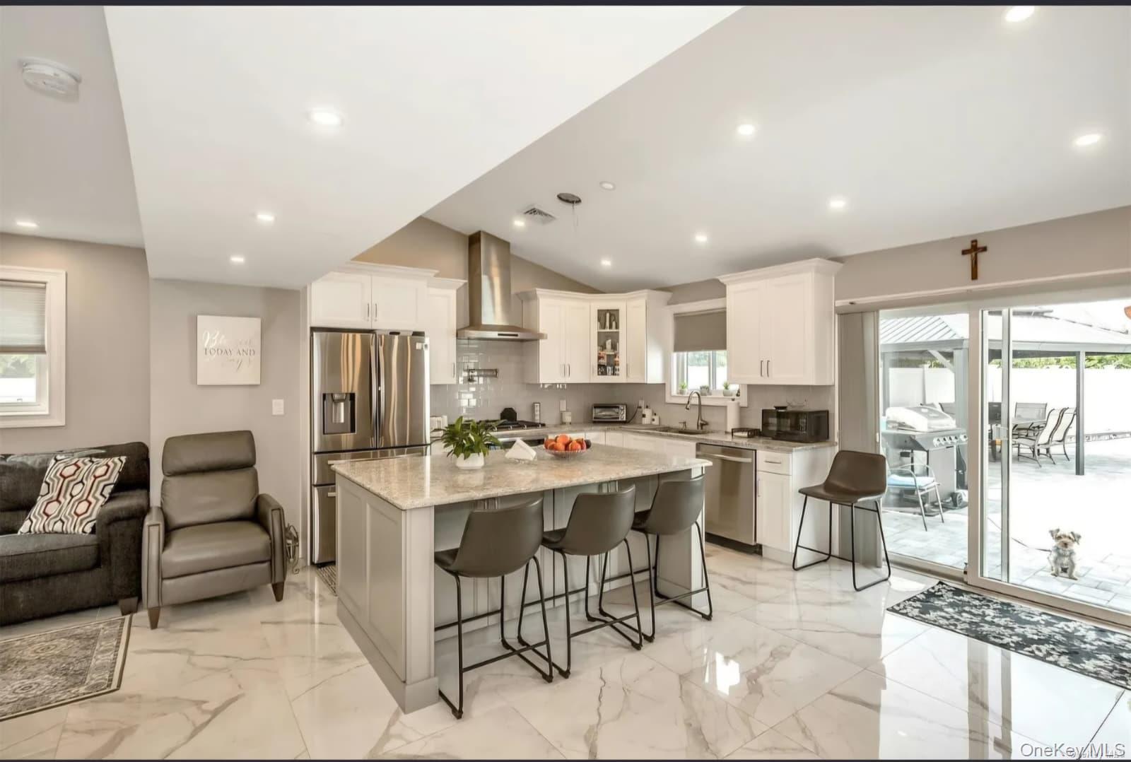 #3 photo, 3012 Mandalay Beach Road, Wantagh , NY 11793