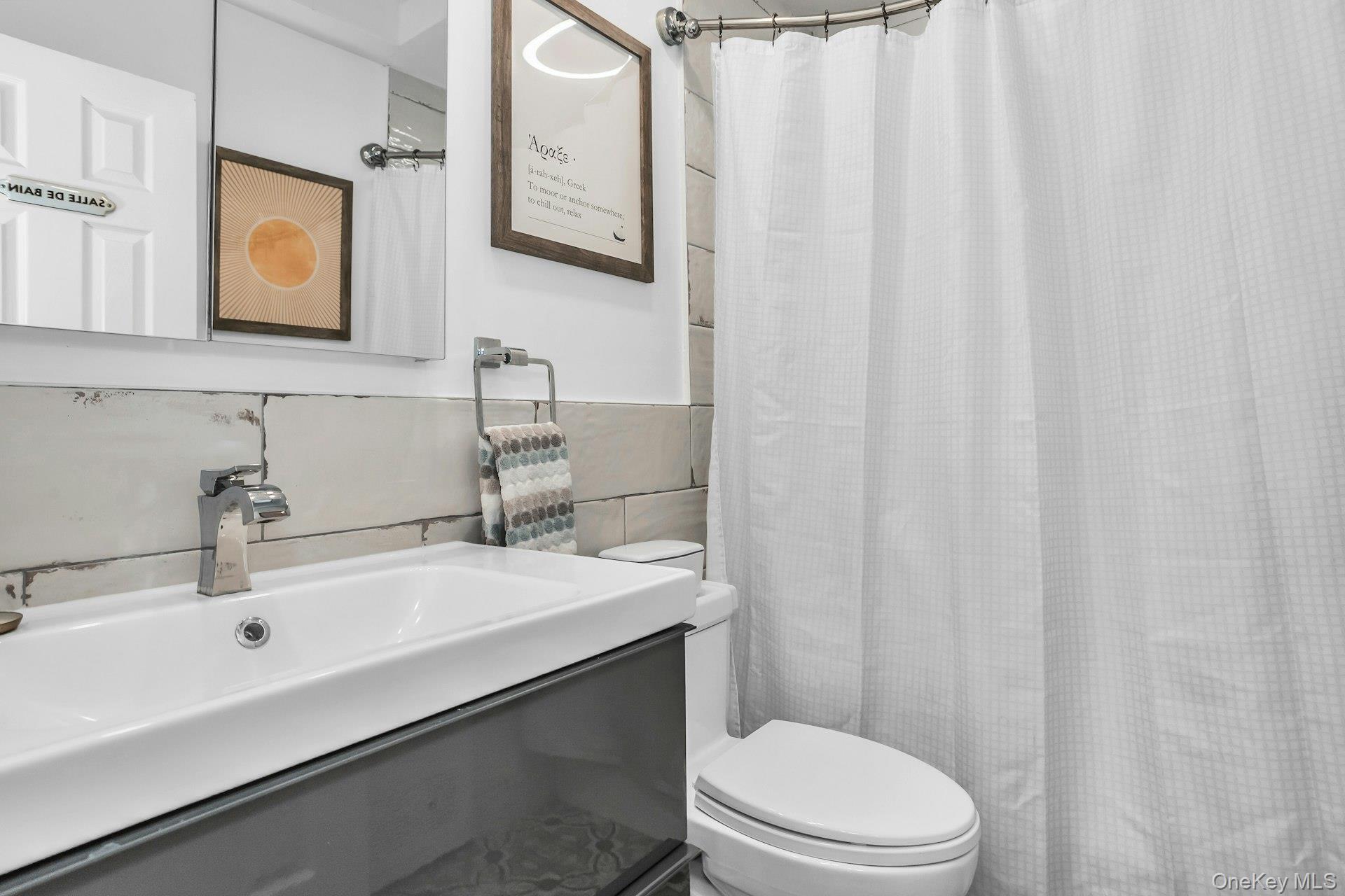 #17 photo, 116 Woods Avenue, Malverne , NY 11565