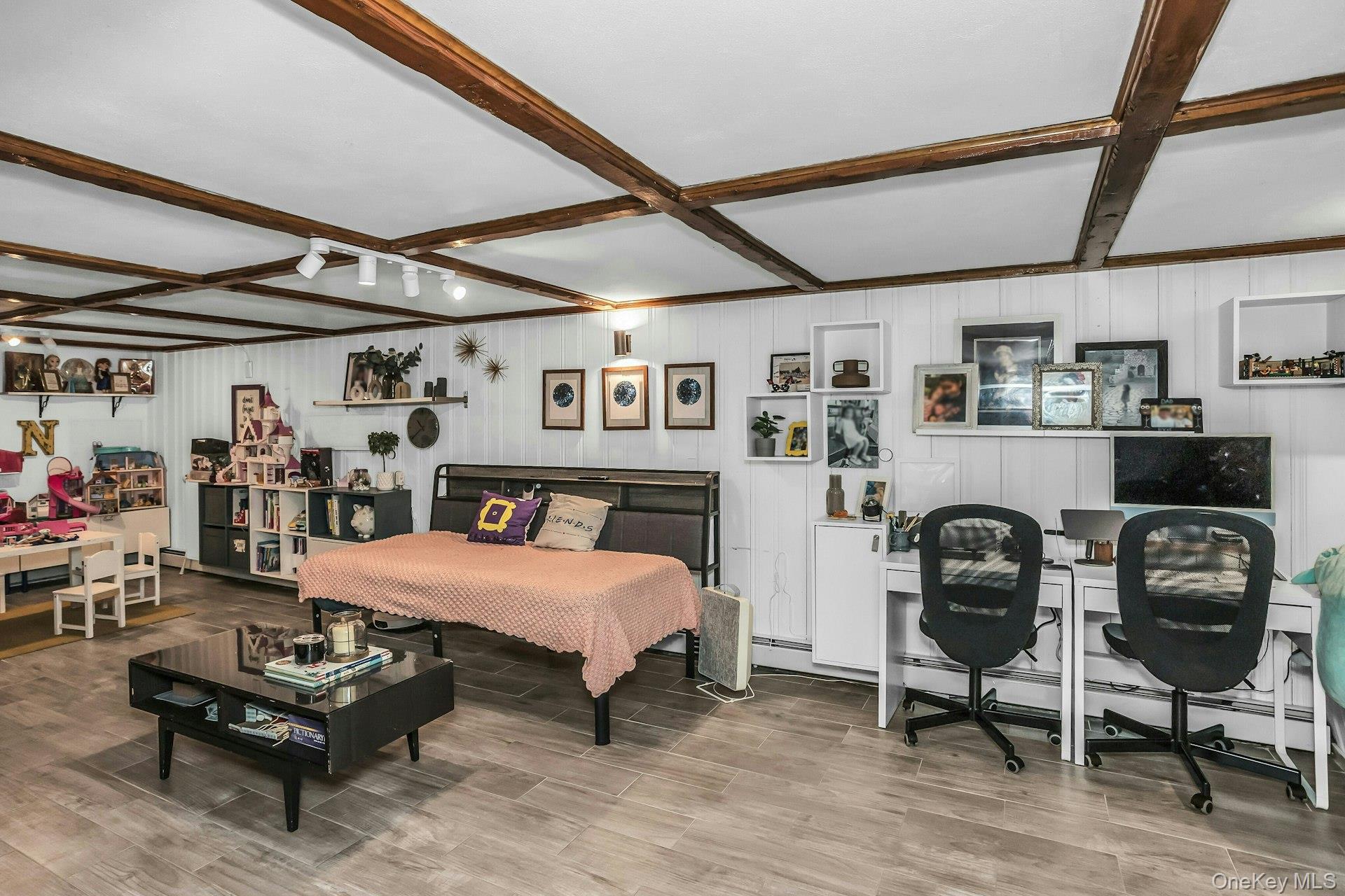 #20 photo, 116 Woods Avenue, Malverne , NY 11565