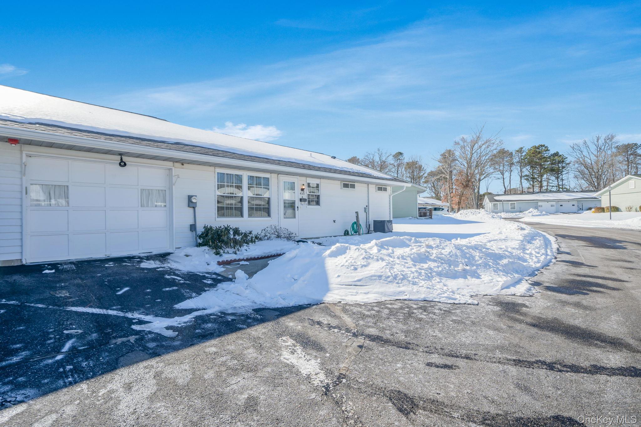 #6 photo, 430 Falmouth Court, Ridge , NY 11961