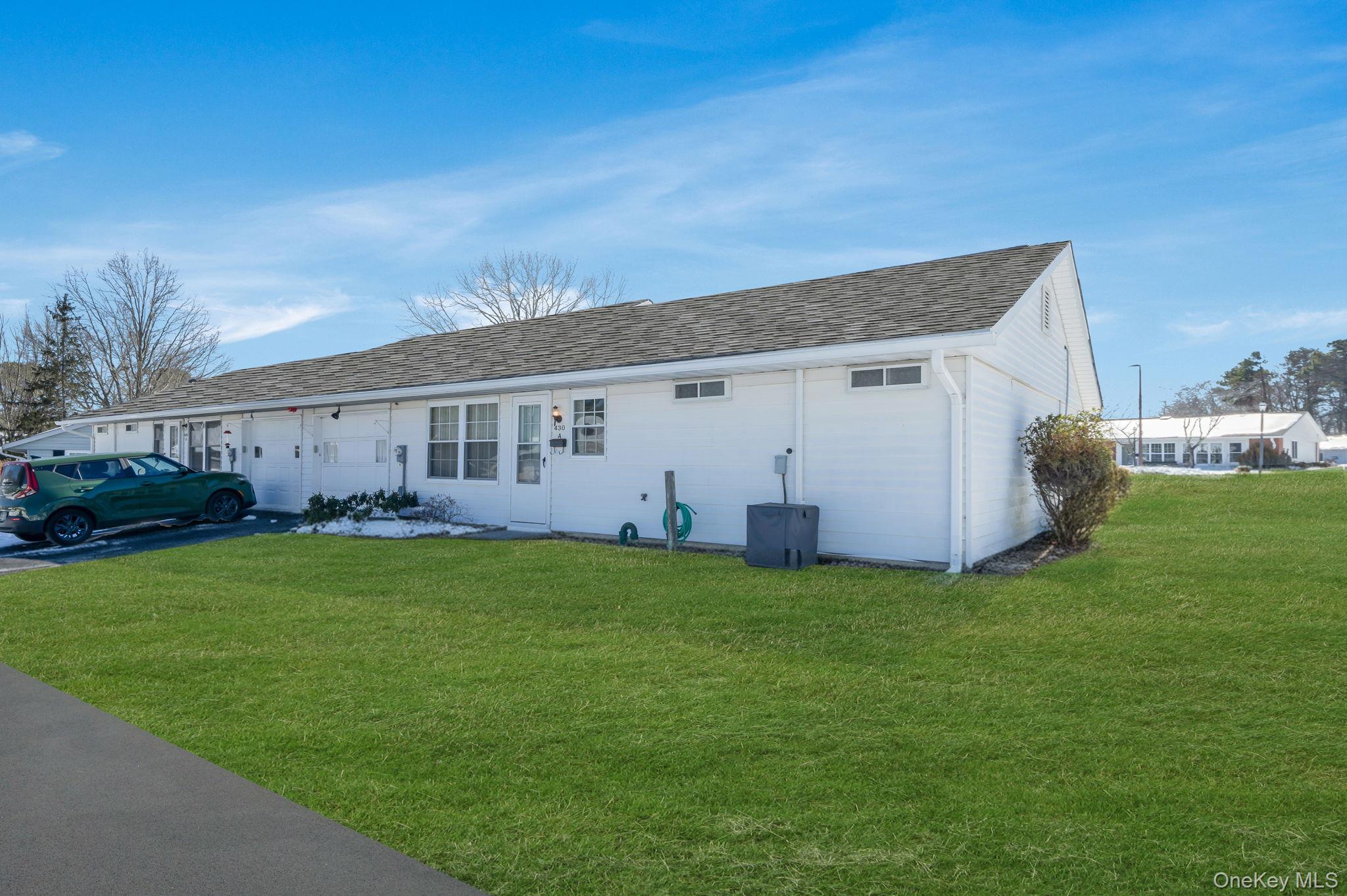 #7 photo, 430 Falmouth Court, Ridge , NY 11961