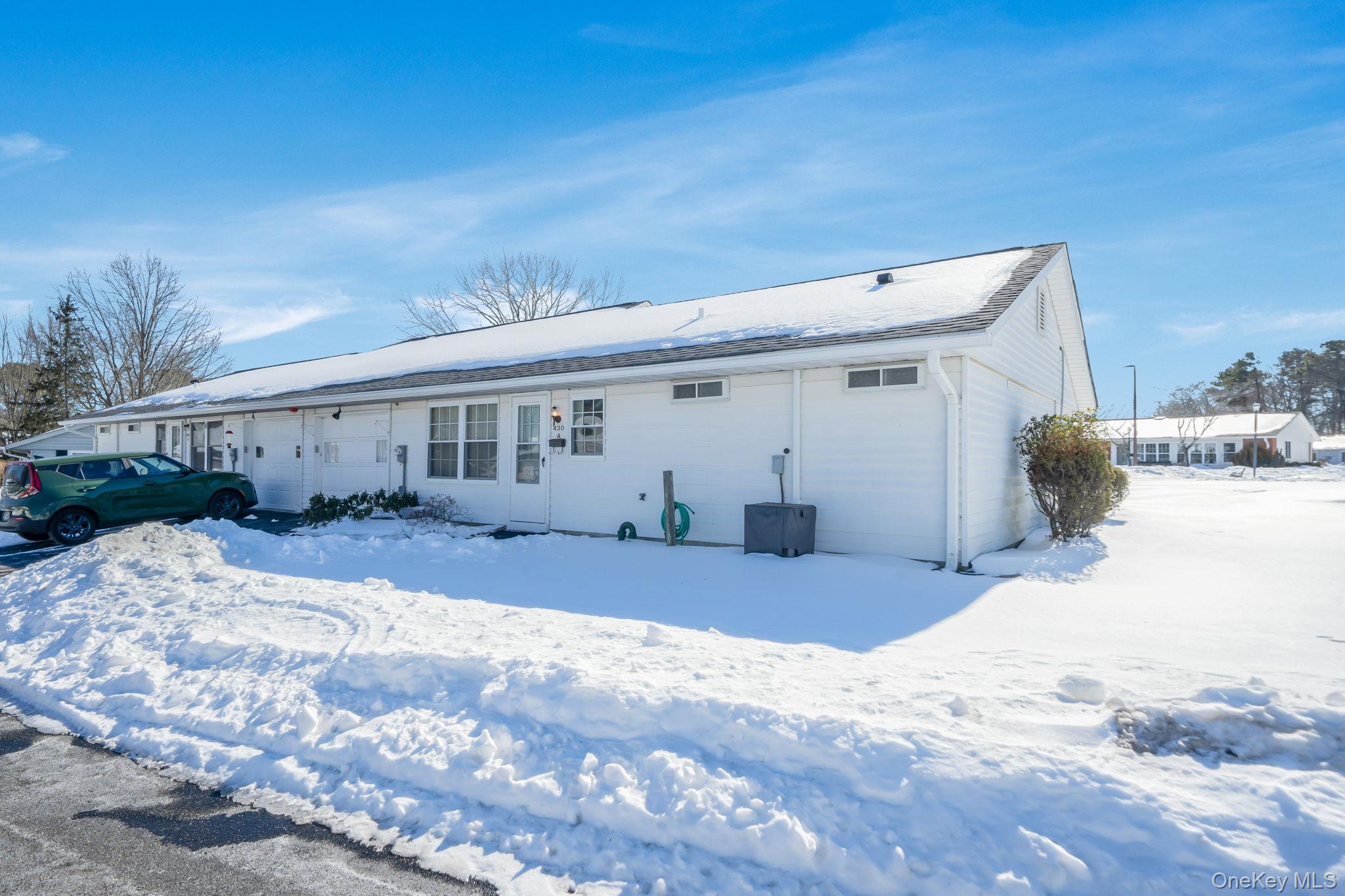 #8 photo, 430 Falmouth Court, Ridge , NY 11961