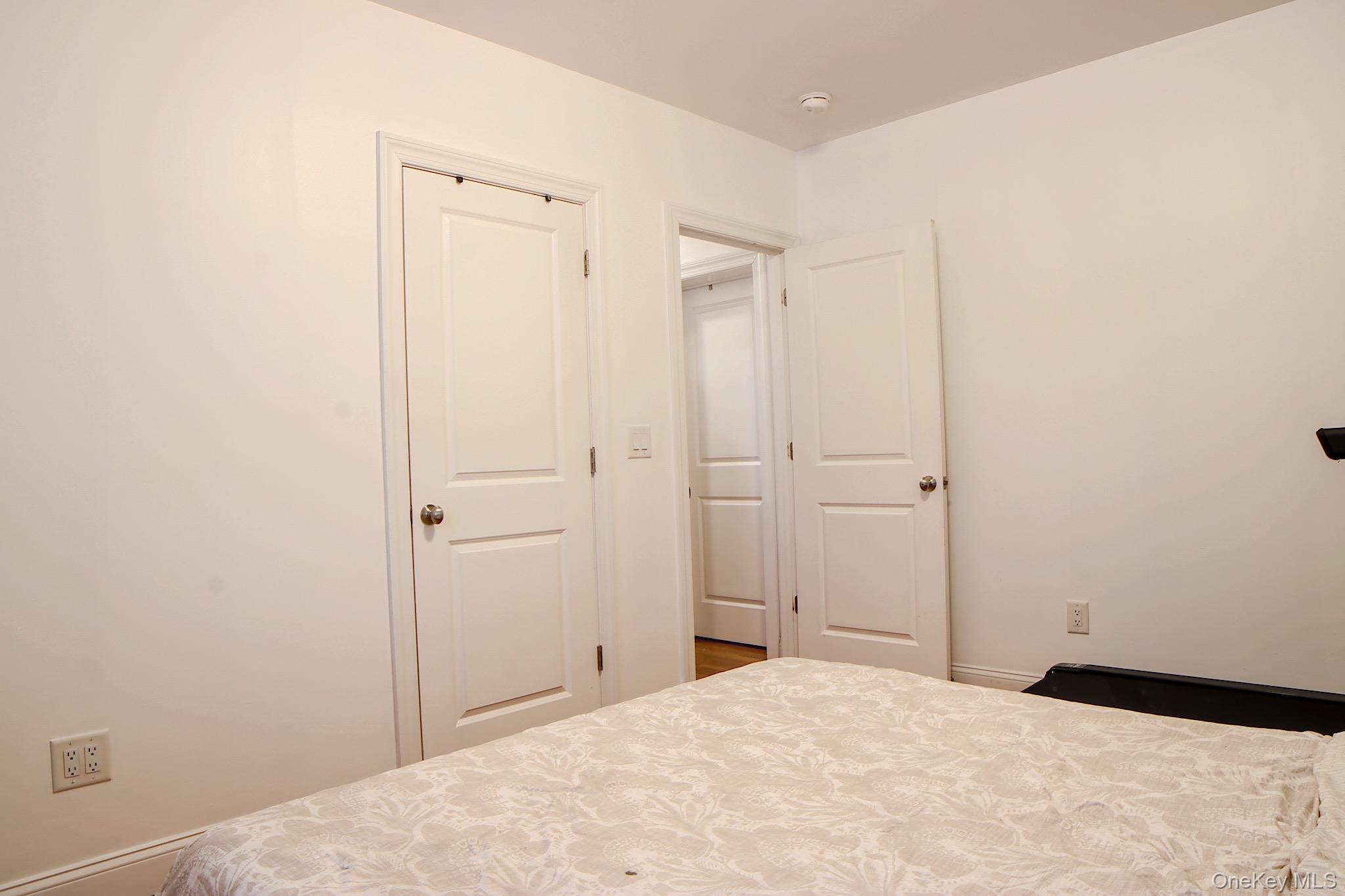 #10 photo, 14 Bittersweet Lane, Levittown , NY 11756