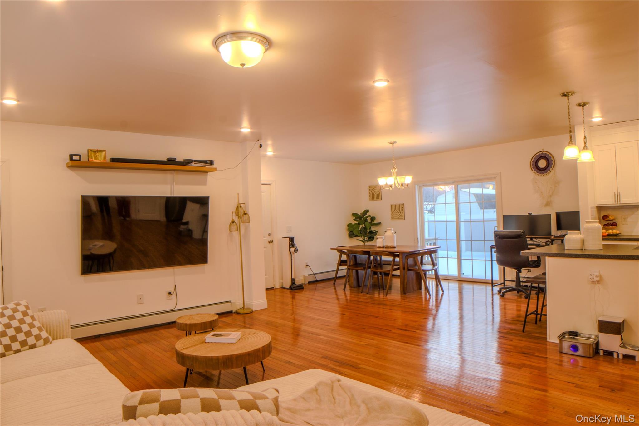 #3 photo, 14 Bittersweet Lane, Levittown , NY 11756