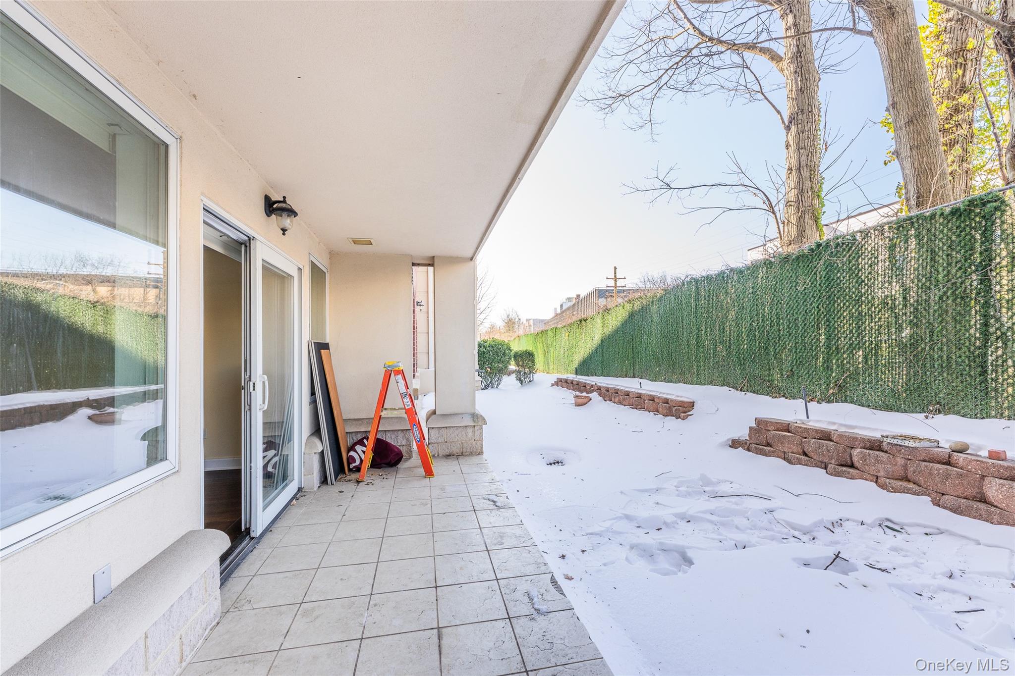 #19 photo, 171 Great Neck Road, ग्रेट नेक Great Neck , NY 11021