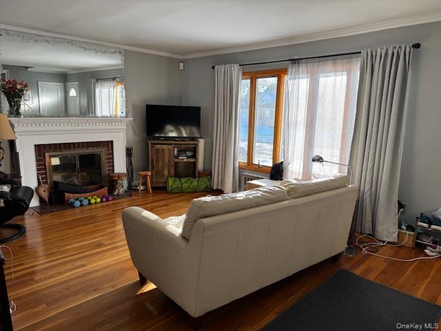 #2 photo, 664 Knollwood Drive, West Hempstead , NY 11552