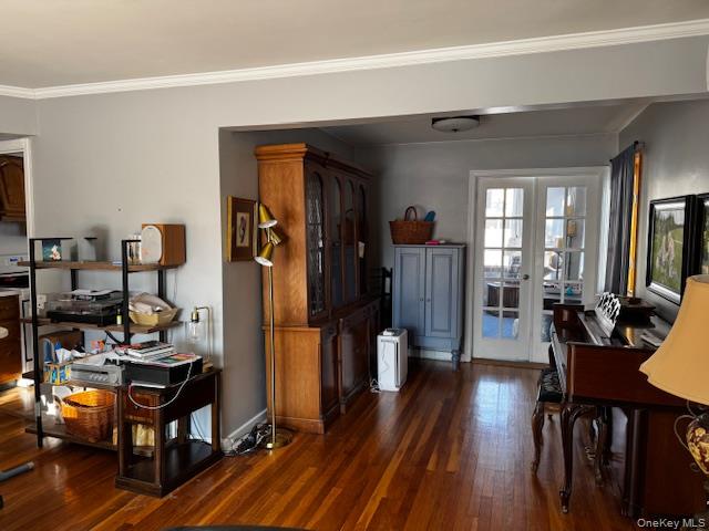 #6 photo, 664 Knollwood Drive, West Hempstead , NY 11552