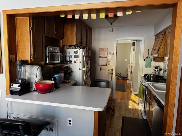 #8 photo, 664 Knollwood Drive, West Hempstead , NY 11552