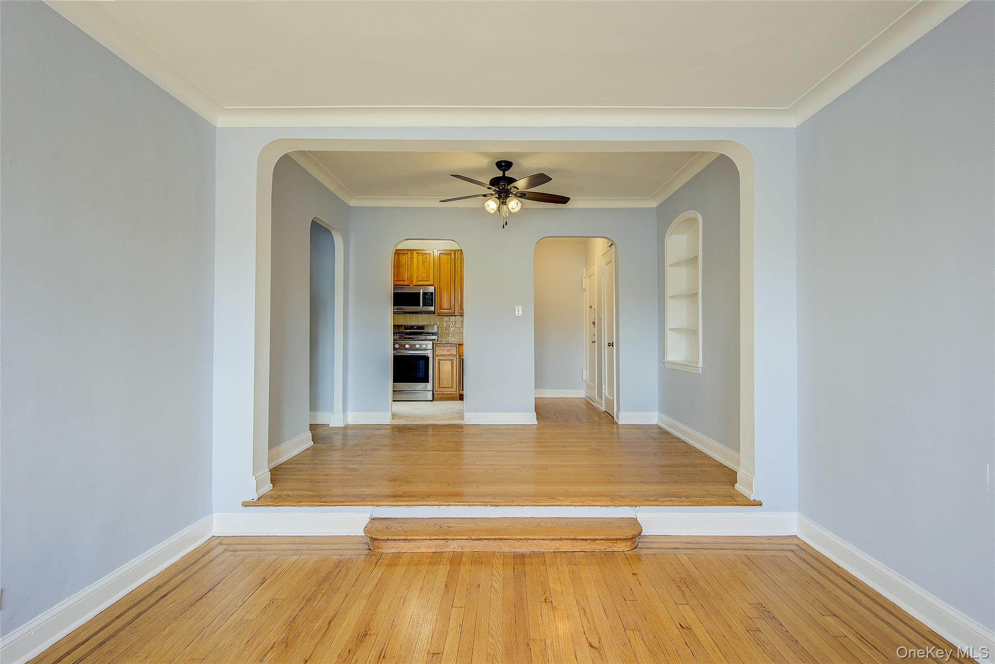 #11 photo, 77-14 113th Street, Куинс ‖ Forest Hills , NY 11375