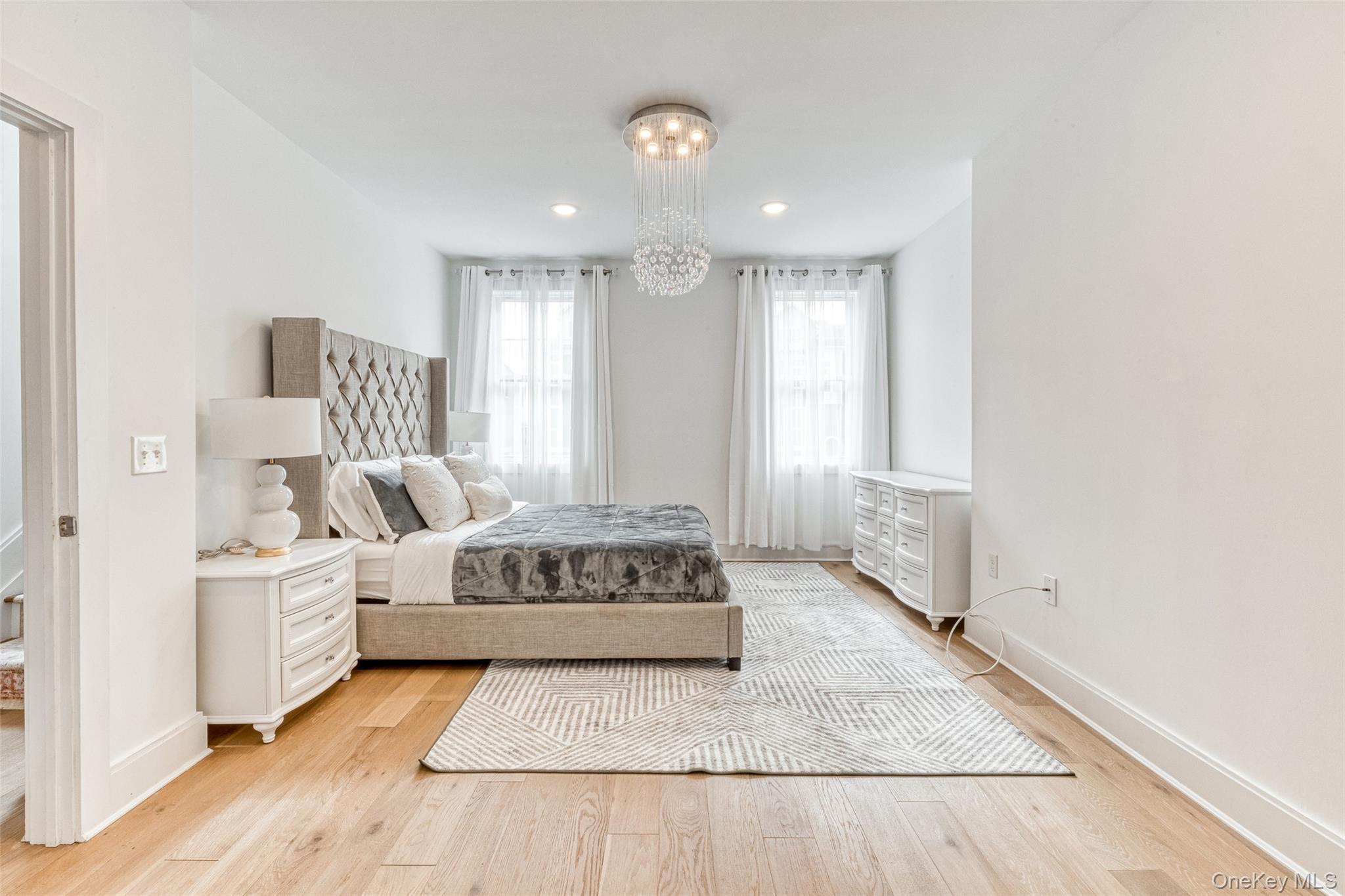 #15 photo, 121 Marina Pointe Drive, East Rockaway , NY 11518