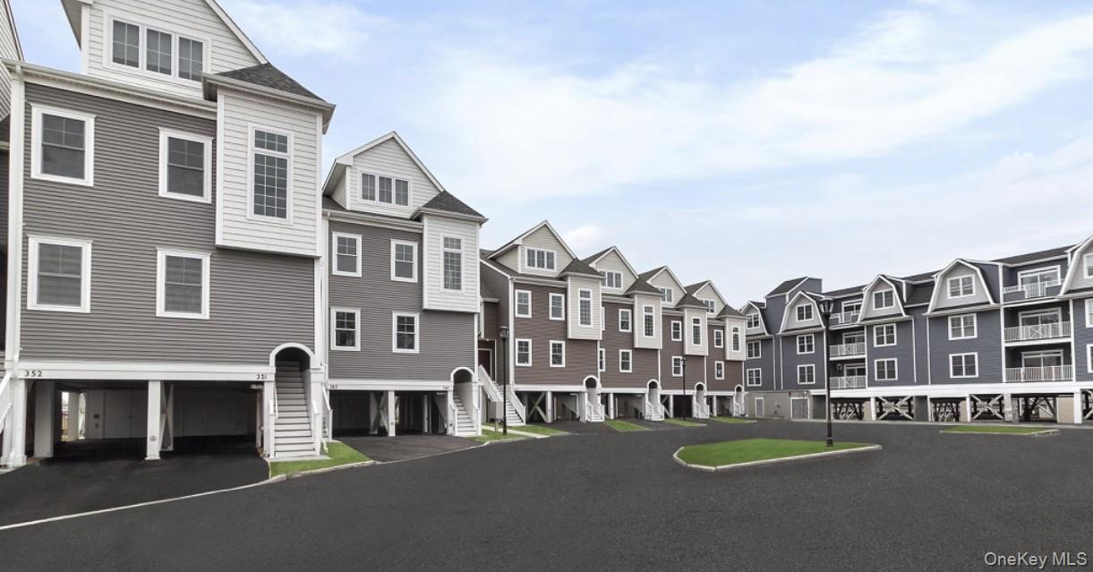 #2 photo, 121 Marina Pointe Drive, East Rockaway , NY 11518