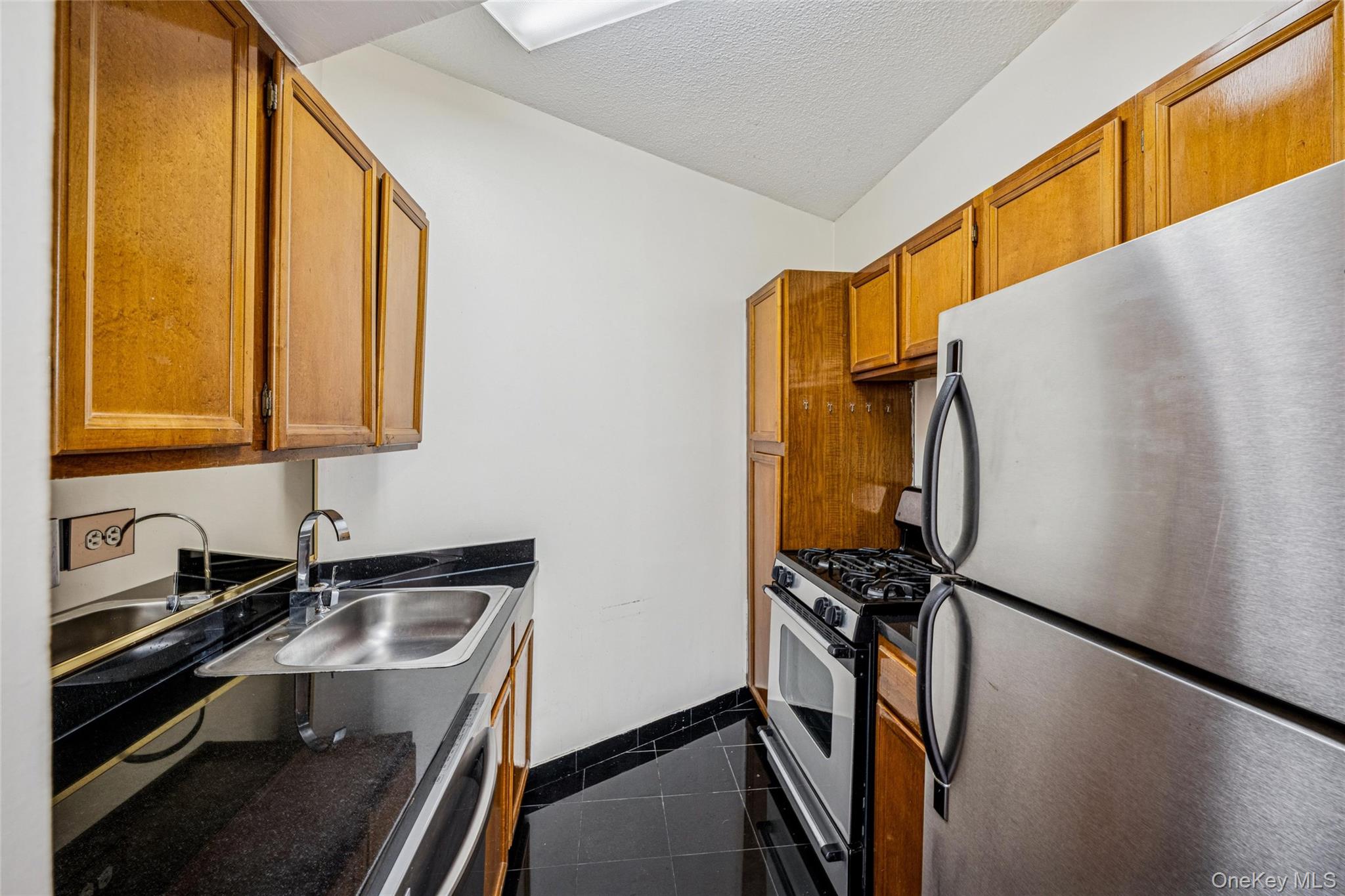 #11 photo, 2 Bay Club Drive, Куинс ‖ Bayside , NY 11360