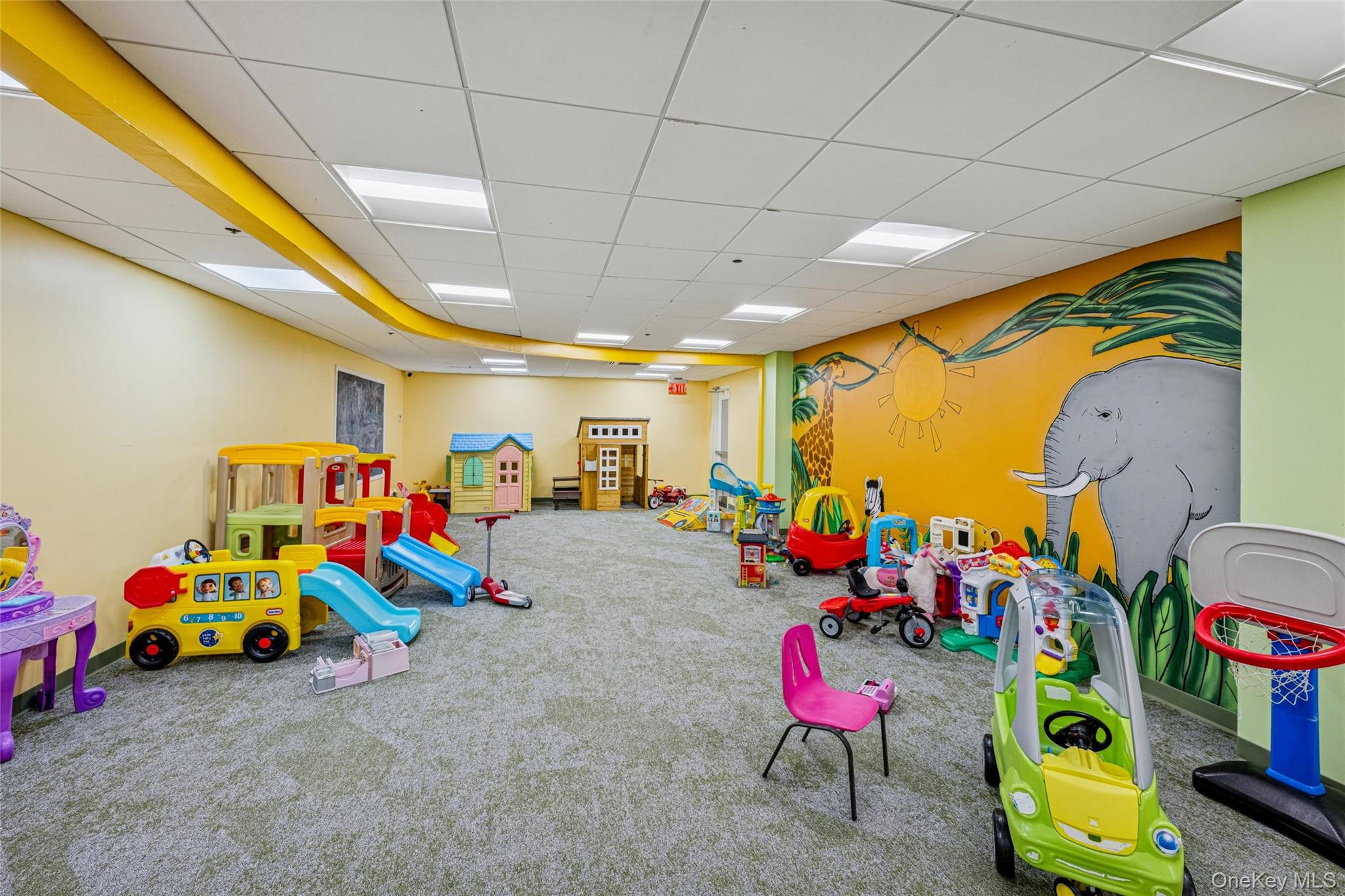 #19 photo, 2 Bay Club Drive, Куинс ‖ Bayside , NY 11360