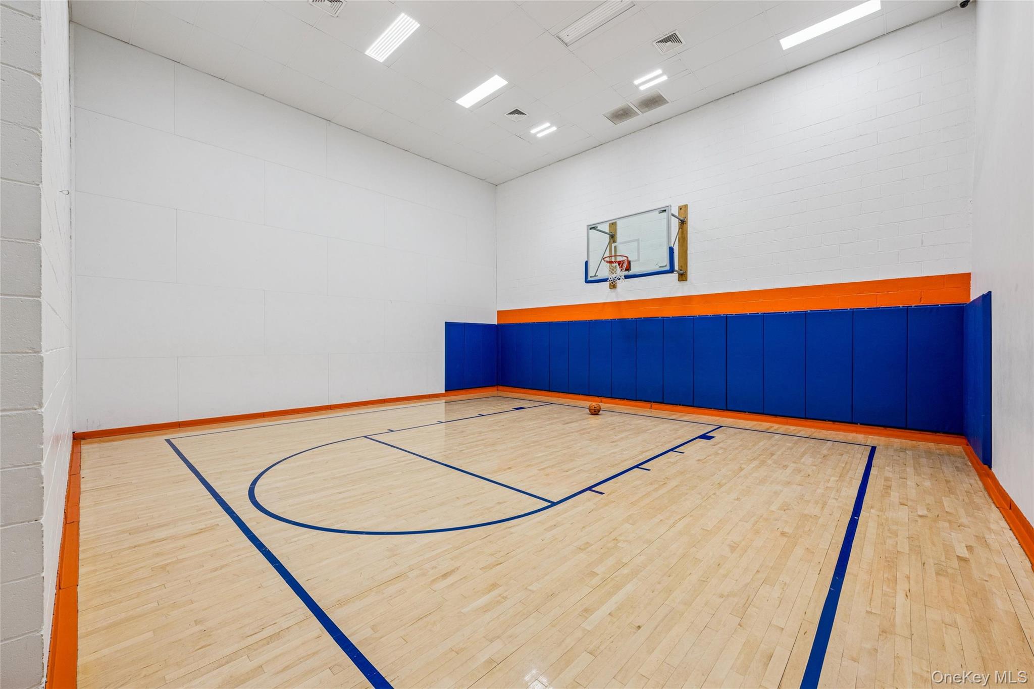 #20 photo, 2 Bay Club Drive, Куинс ‖ Bayside , NY 11360