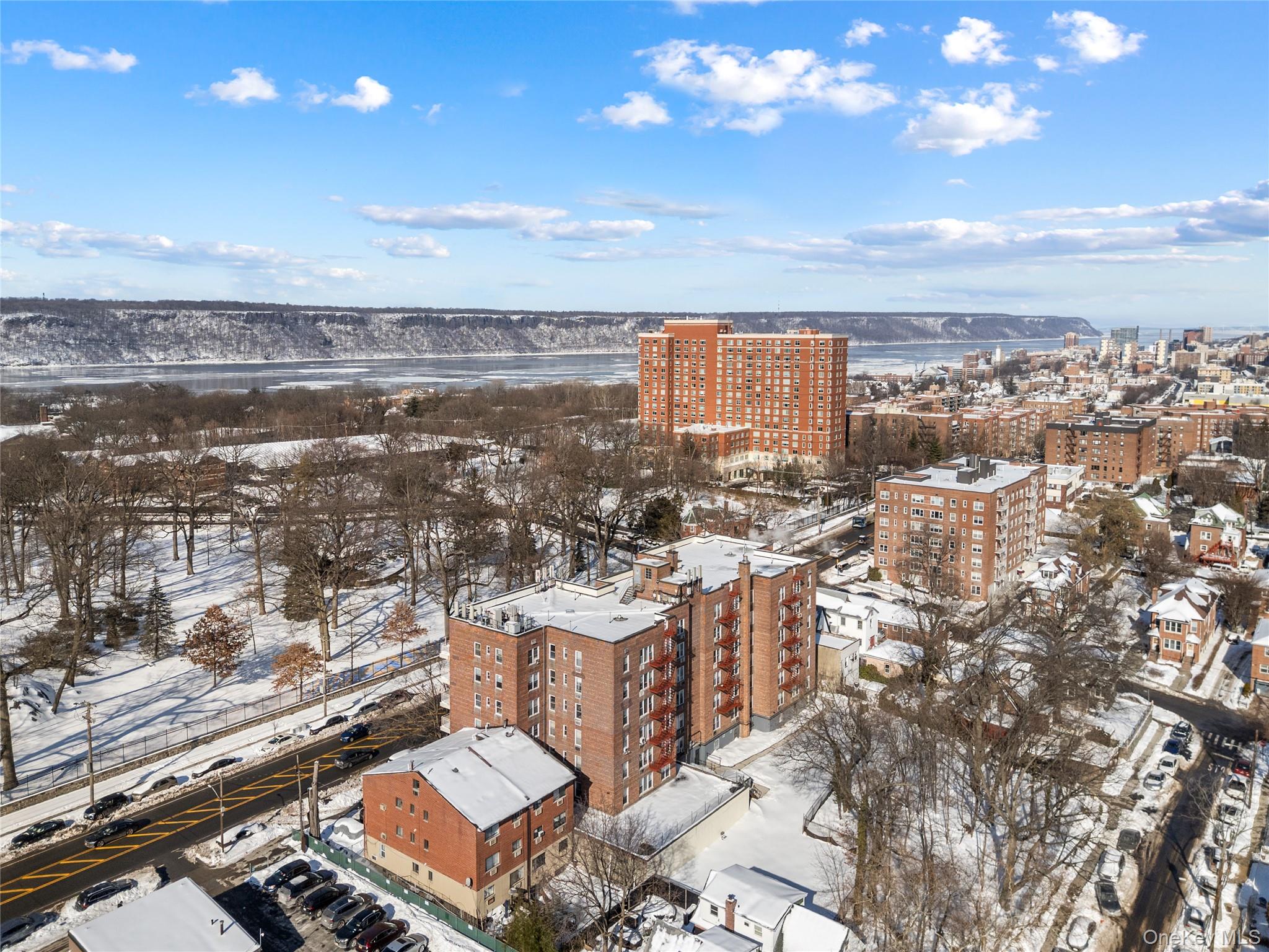 #4 photo, 6200 Riverdale, Bronx , NY 10471