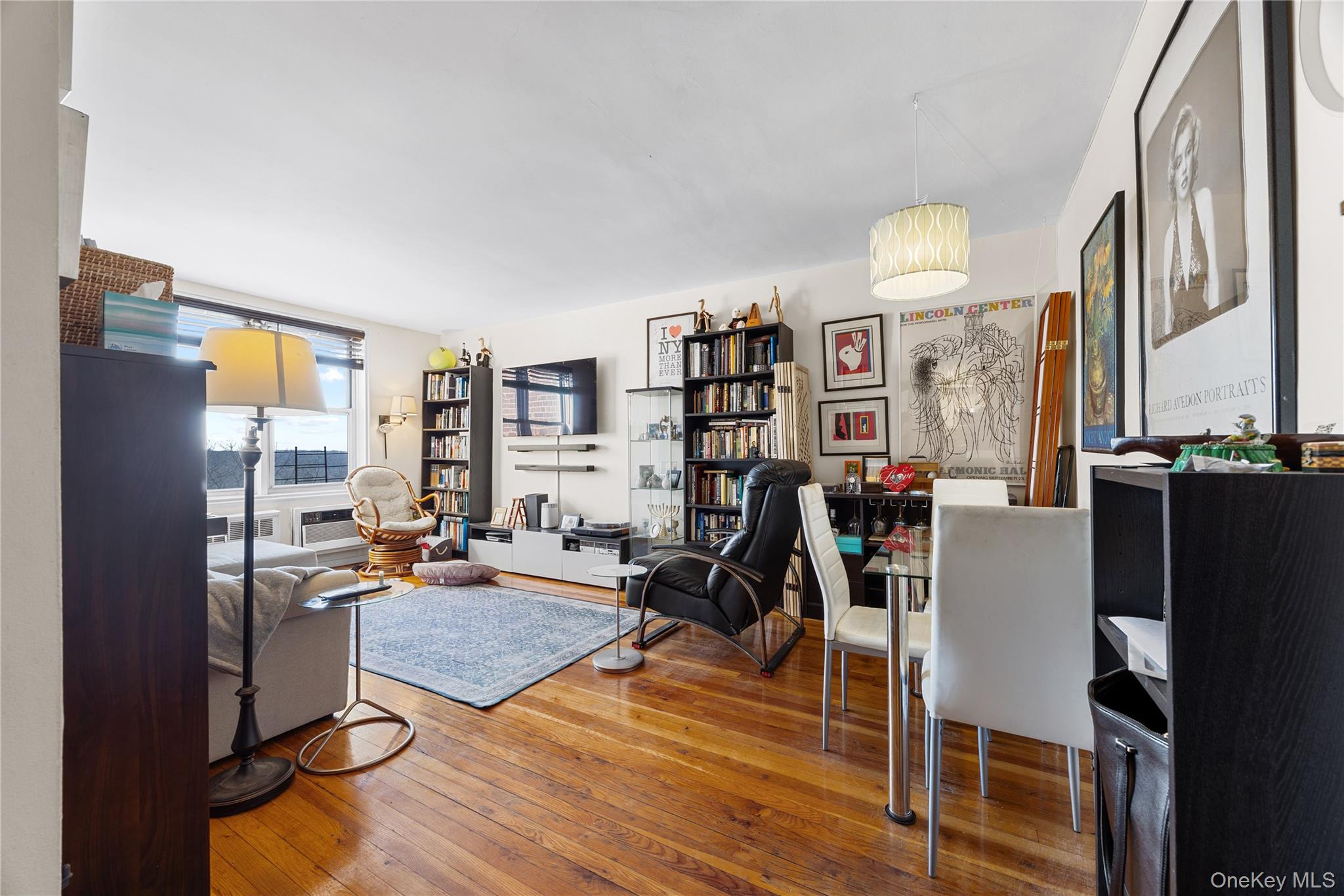 #5 photo, 6200 Riverdale, Bronx , NY 10471