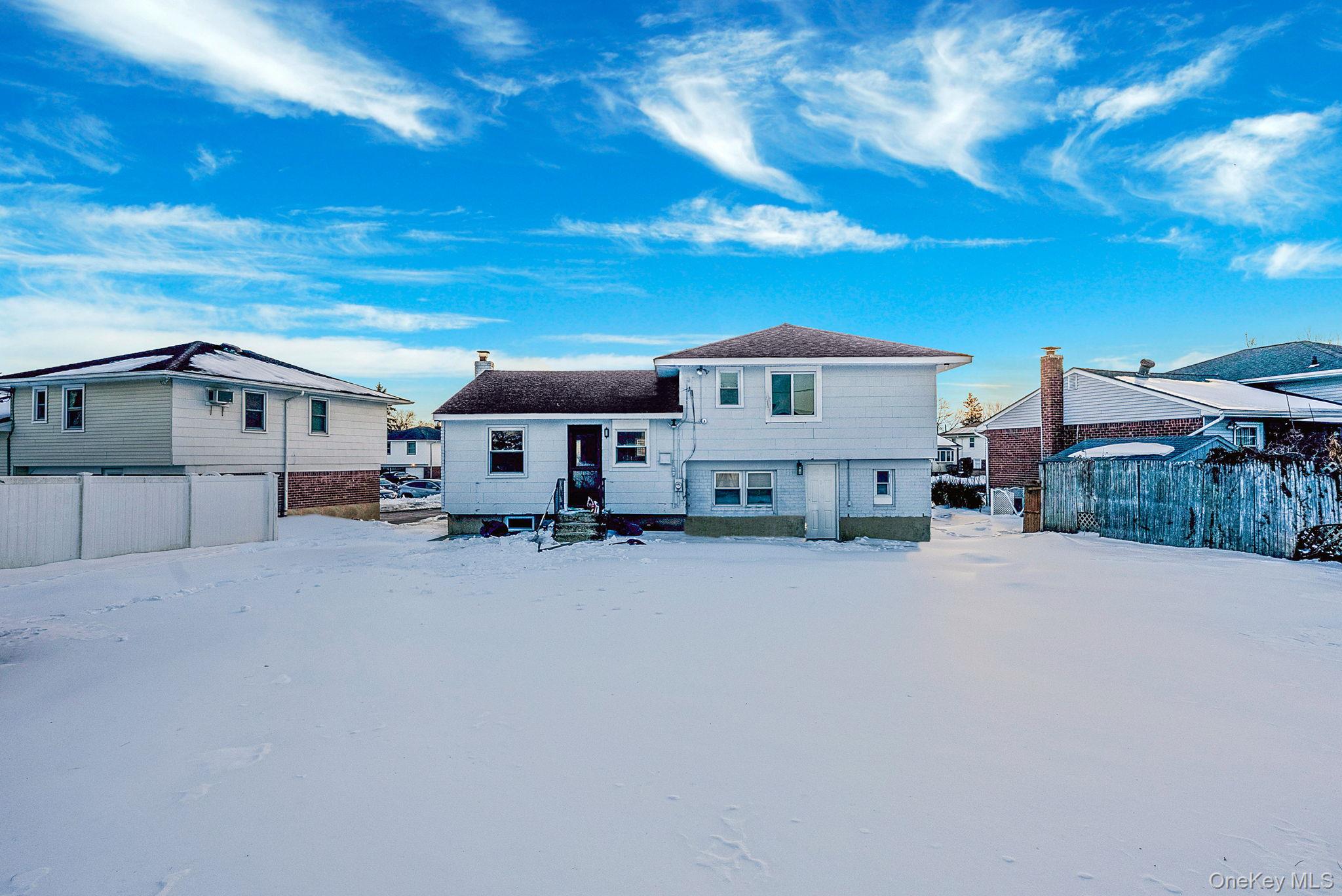 #16 photo, 59 Ford Drive, מחוז נסאו Massapequa , NY 11758