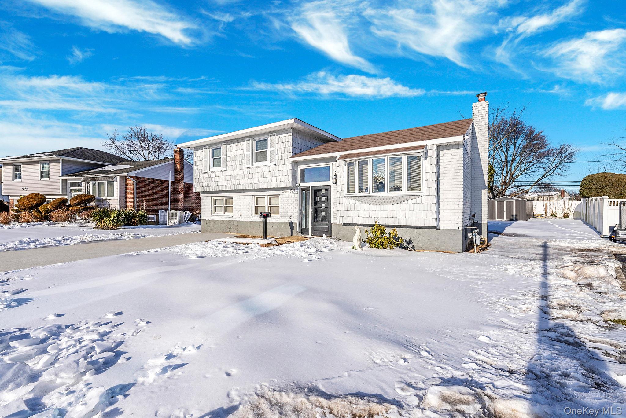 #8 photo, 59 Ford Drive, מחוז נסאו Massapequa , NY 11758