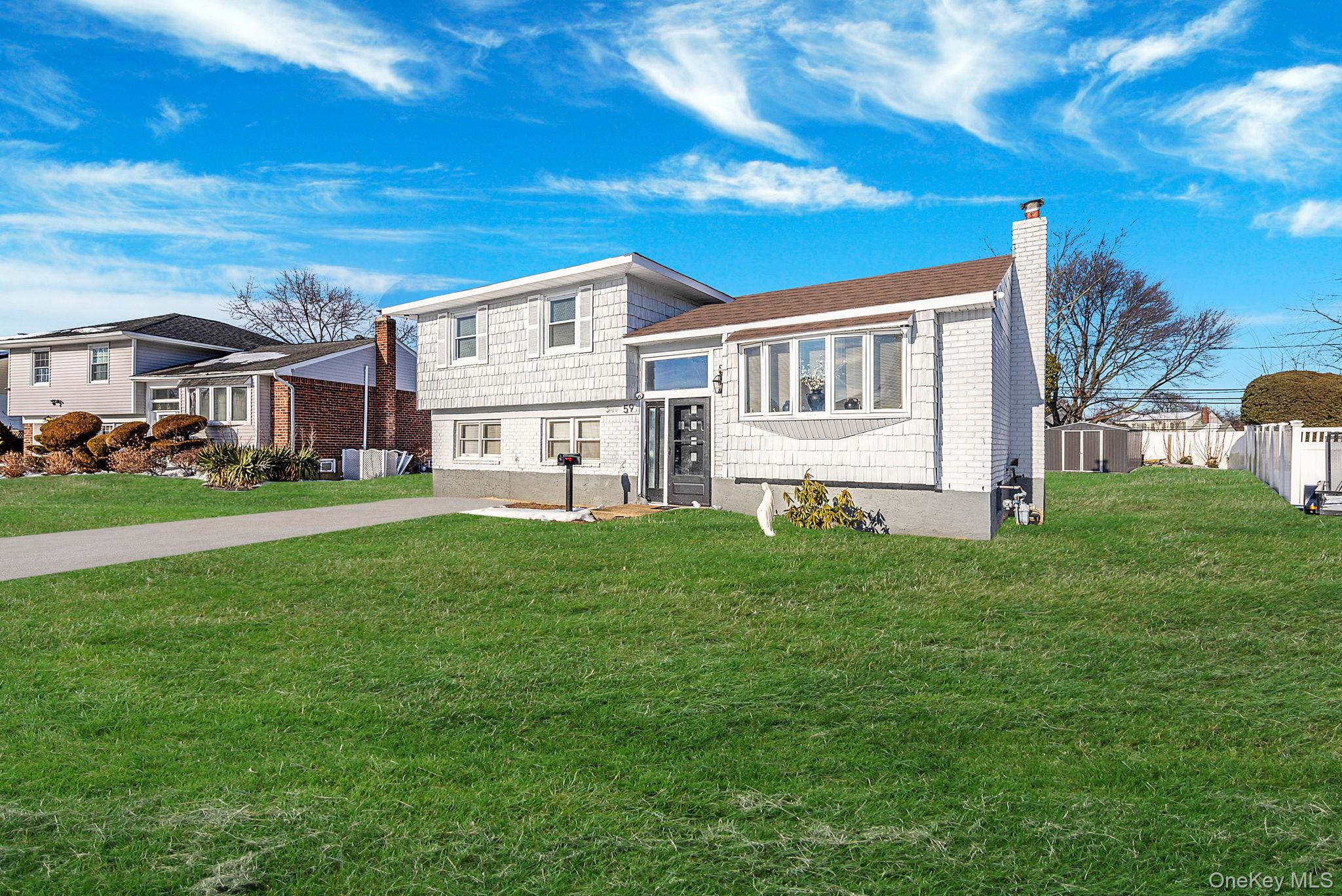 #9 photo, 59 Ford Drive, מחוז נסאו Massapequa , NY 11758