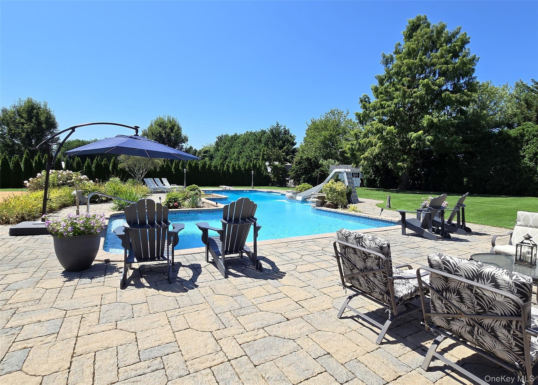 #11 photo, 11 Simpson Gate, Manorville , NY 11949