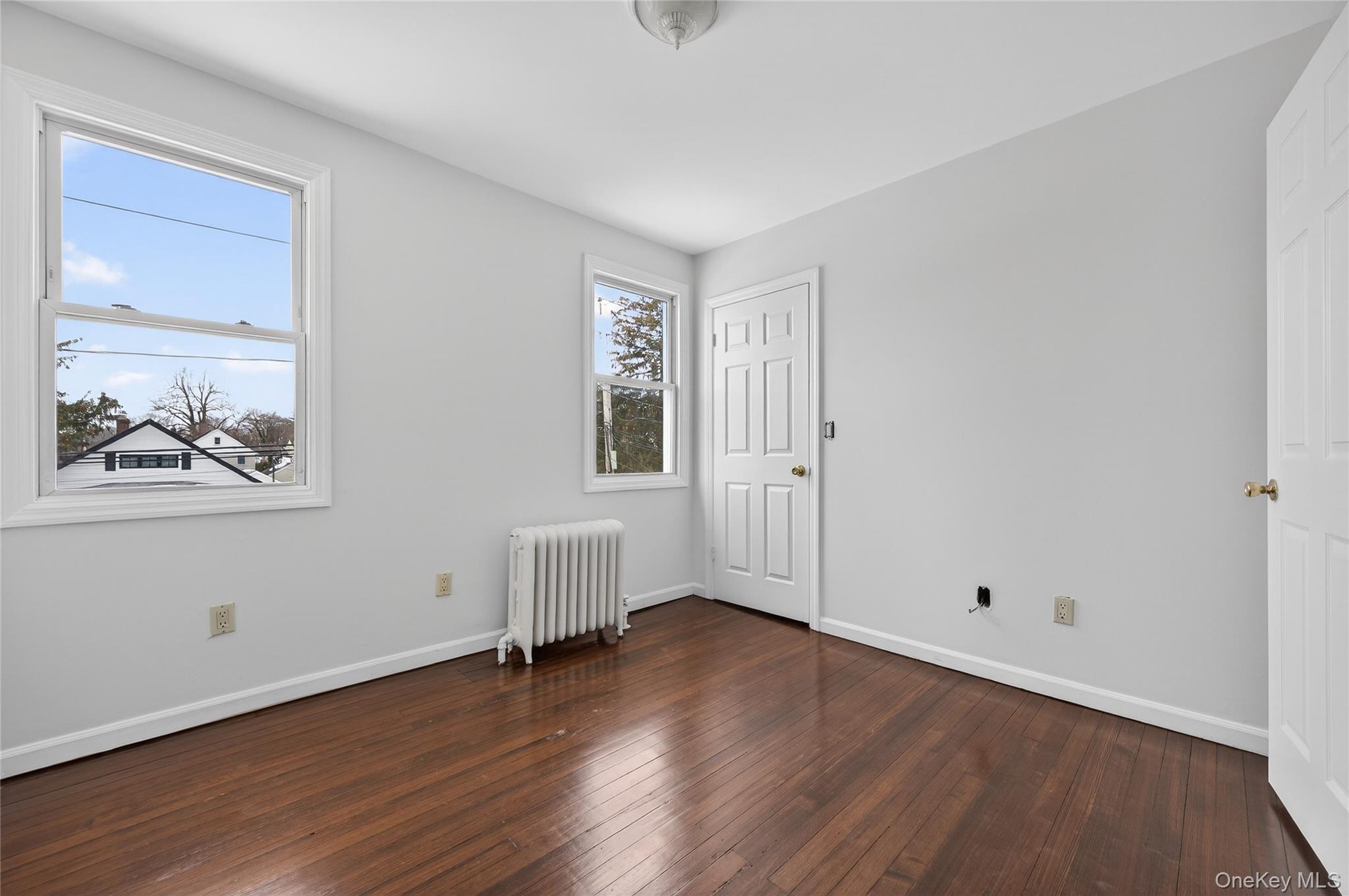 #15 photo, 26 W 5th Street, नासाउ काउंटी Locust Valley , NY 11560