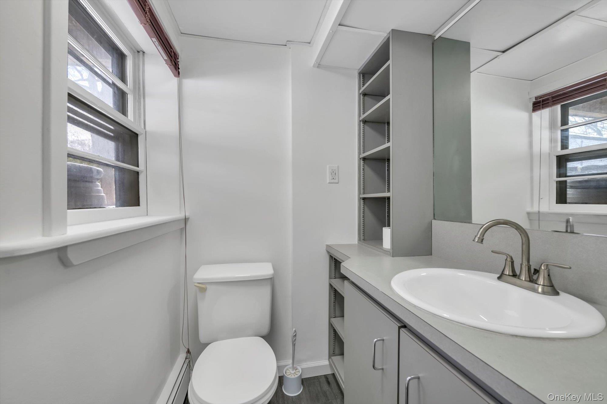 #14 photo, 1117 Saint Johnland Road, Kings Park , NY 11754