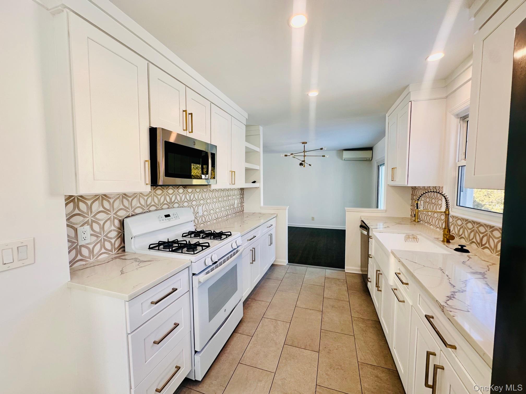 #12 photo, 11 W Glen Avenue, Port Chester , NY 10573