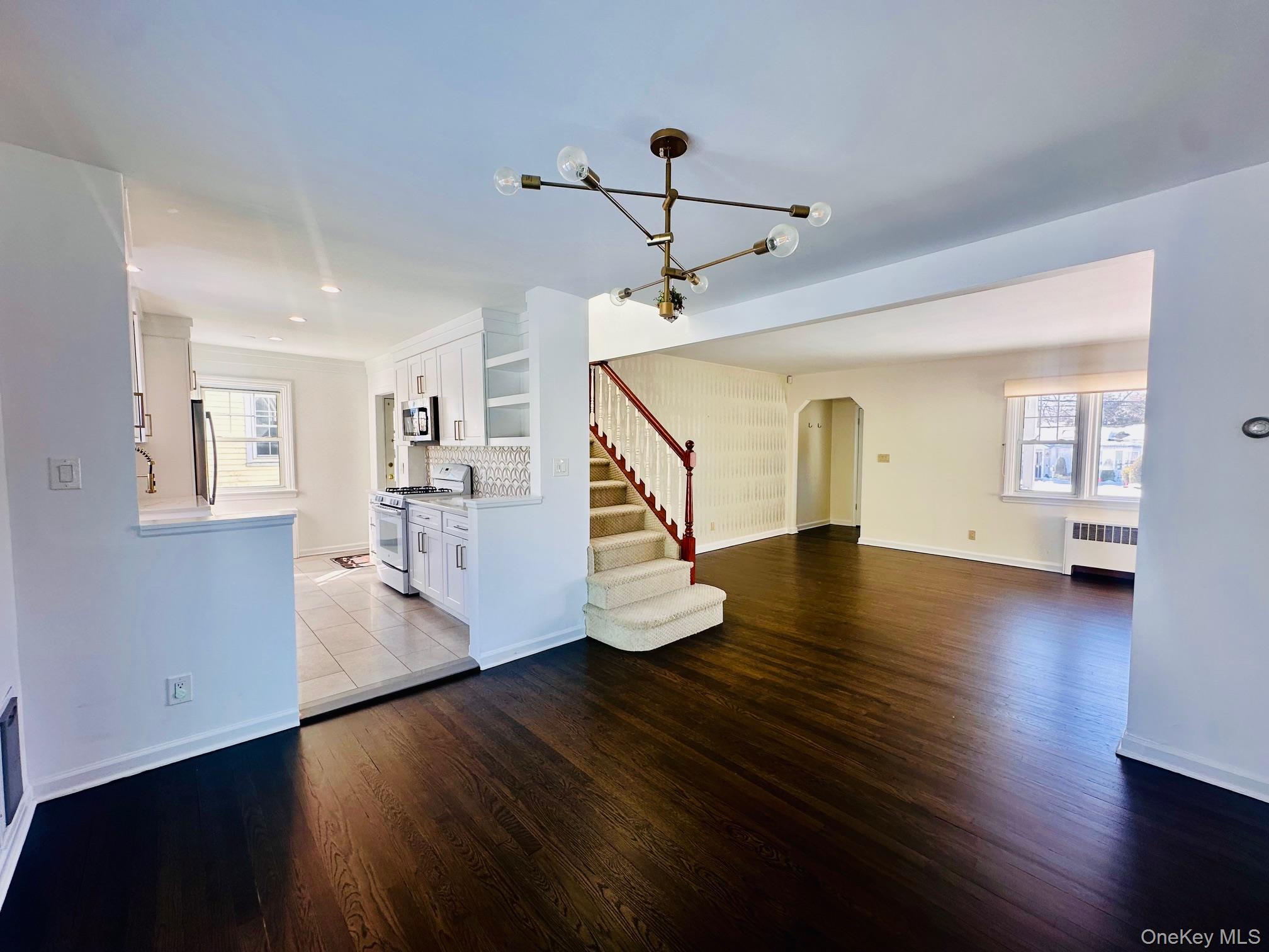 #3 photo, 11 W Glen Avenue, Port Chester , NY 10573