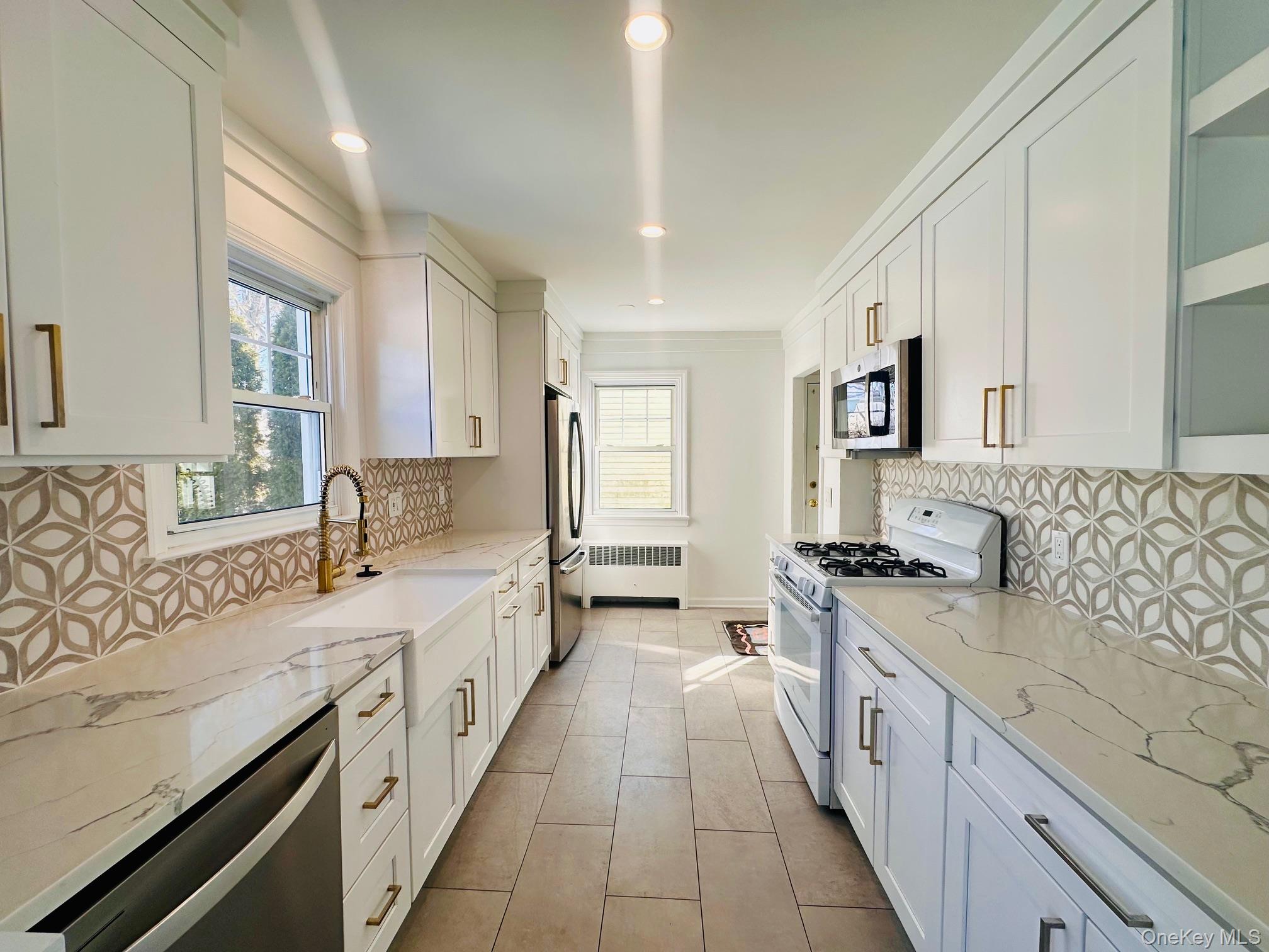 #8 photo, 11 W Glen Avenue, Port Chester , NY 10573