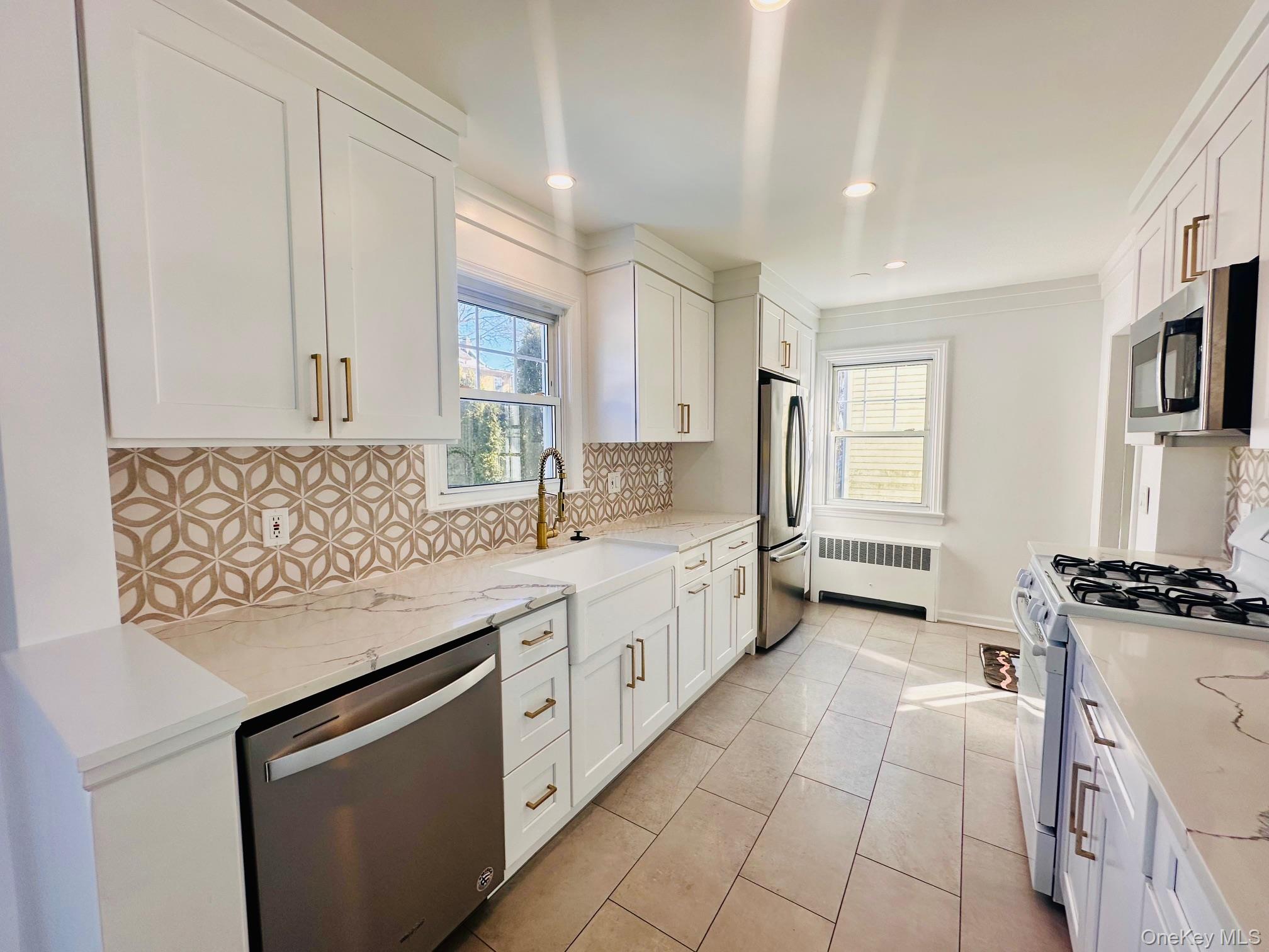 #9 photo, 11 W Glen Avenue, Port Chester , NY 10573