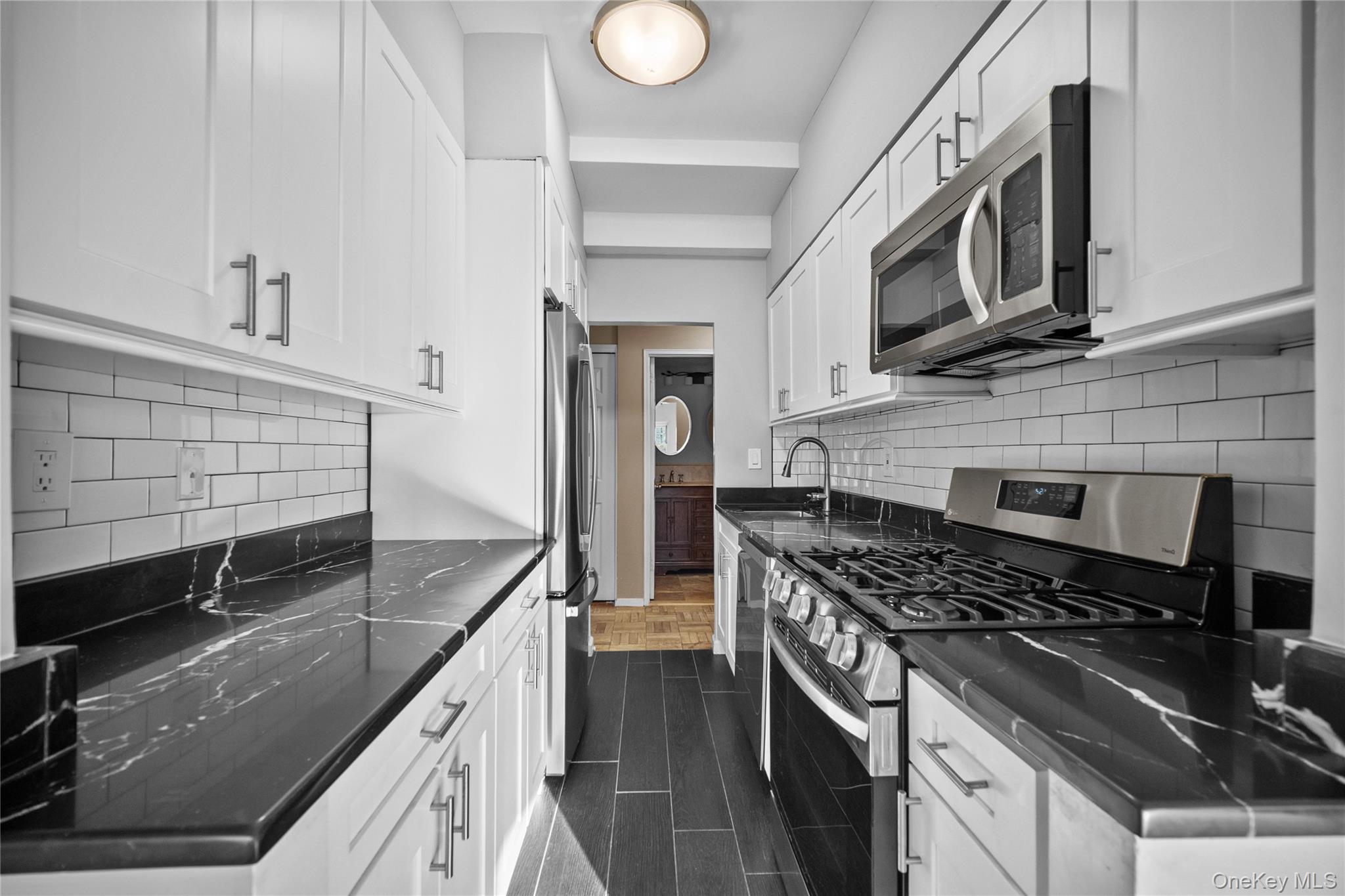 #11 photo, 80 E Hartsdale Avenue, 纽约州 Hartsdale , NY 10530