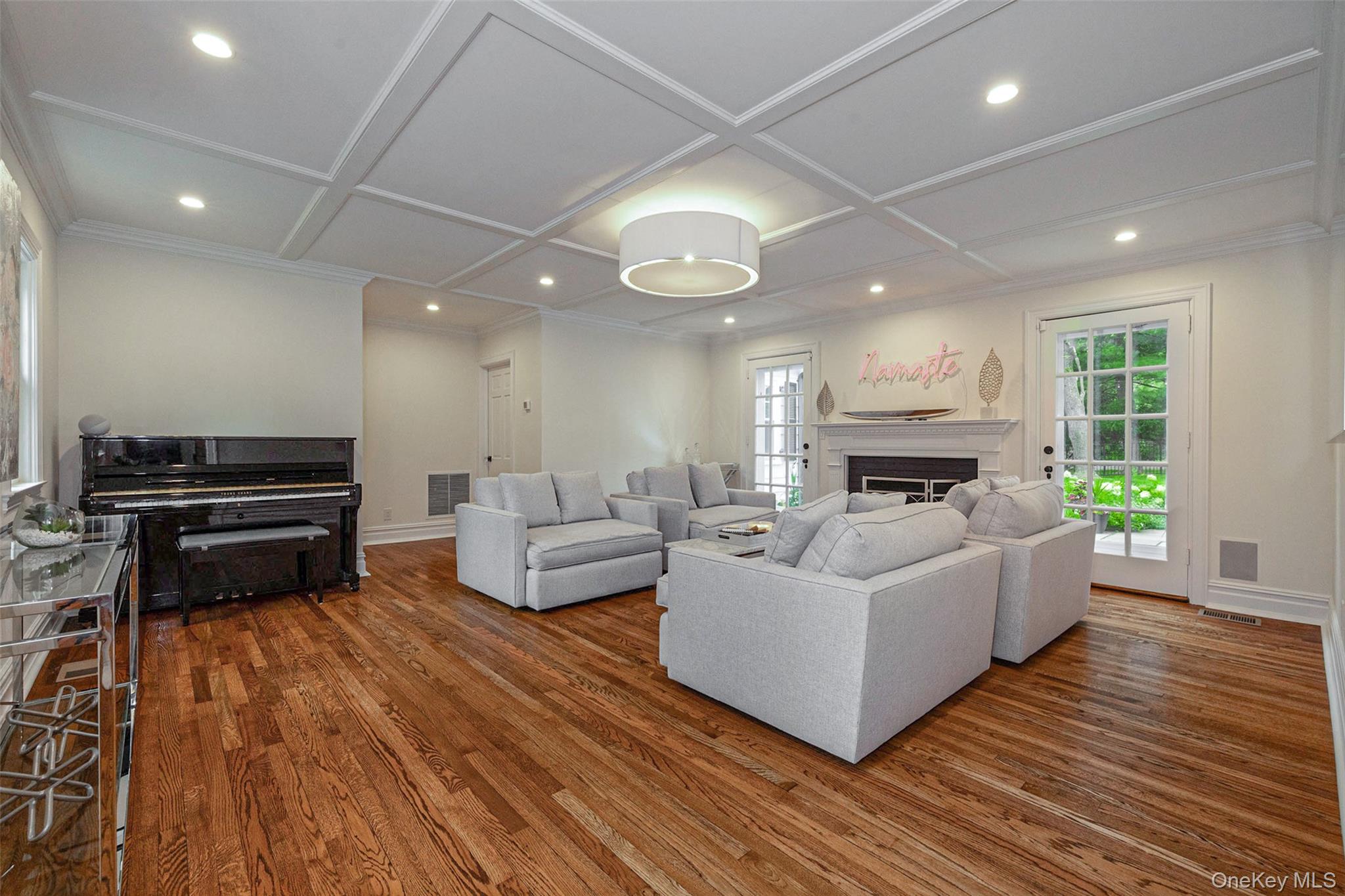 #4 photo, 18 Lakeside Drive, Rye , NY 10580