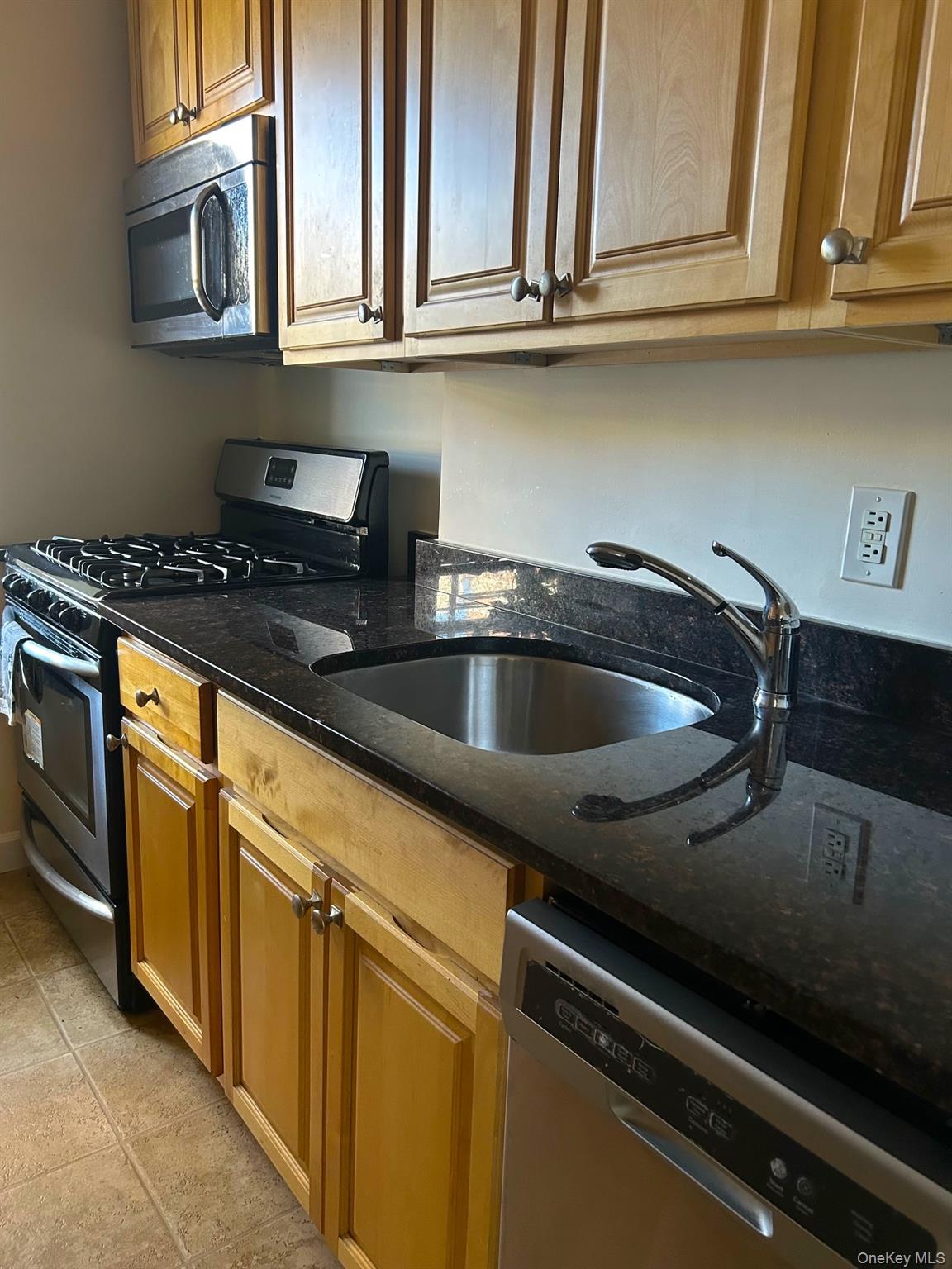 #11 photo, 90 BRYANT Avenue, White Plains , NY 10605