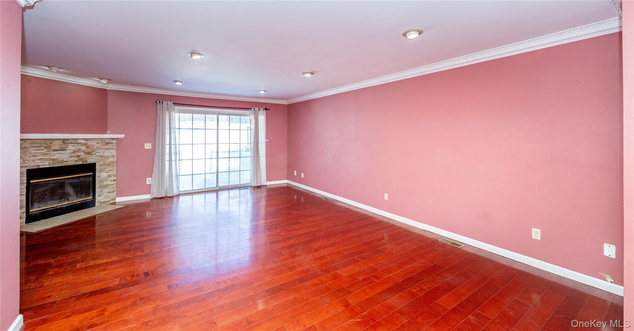 #14 photo, 203 Kensington Court, Brewster , NY 10509