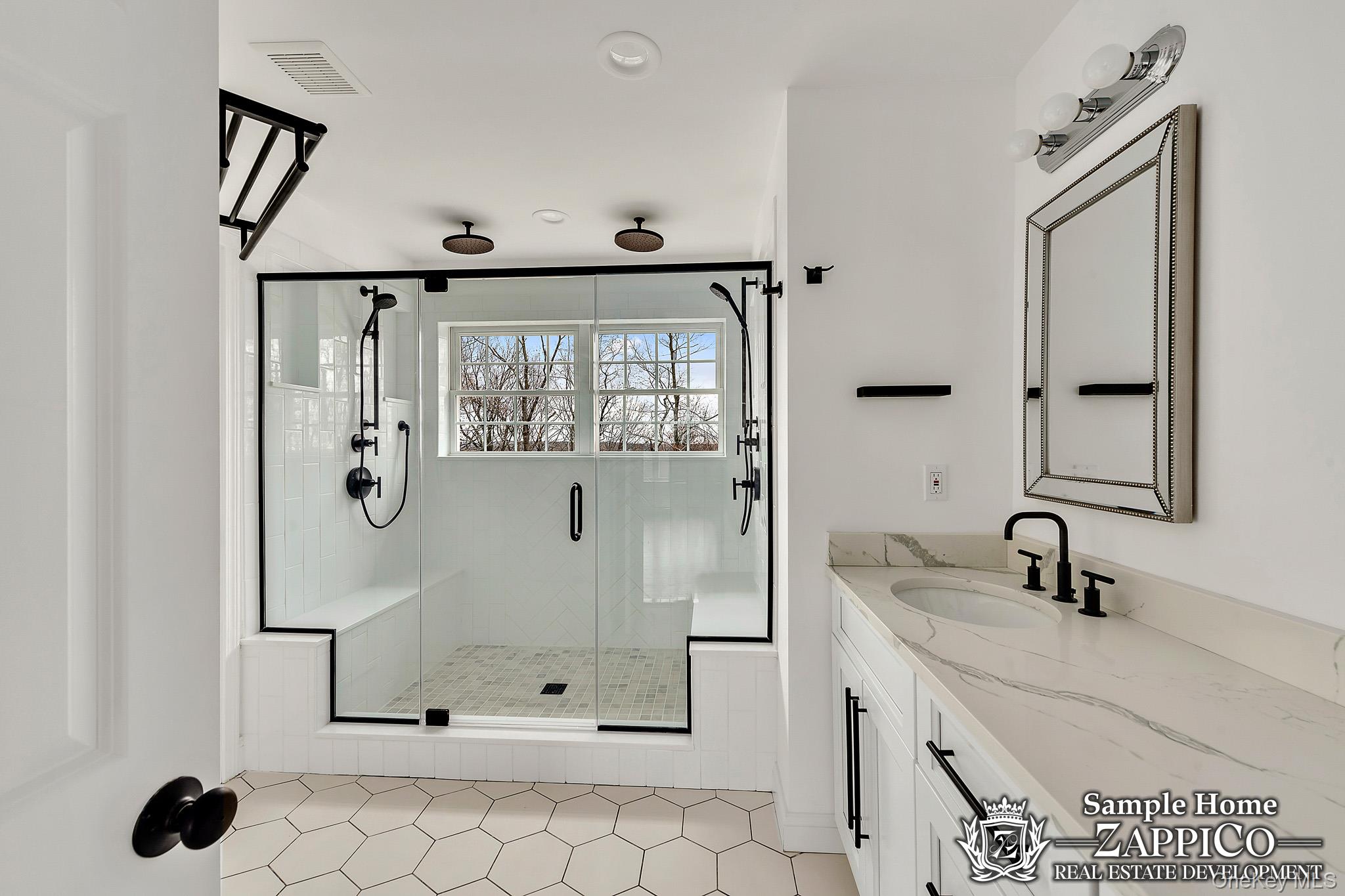 #13 photo, 775 Linda Avenue, Thornwood , NY 10594