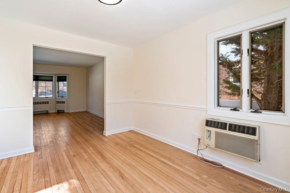 #10 photo, 91 Drake Street, מחוז נסאו Malverne , NY 11565