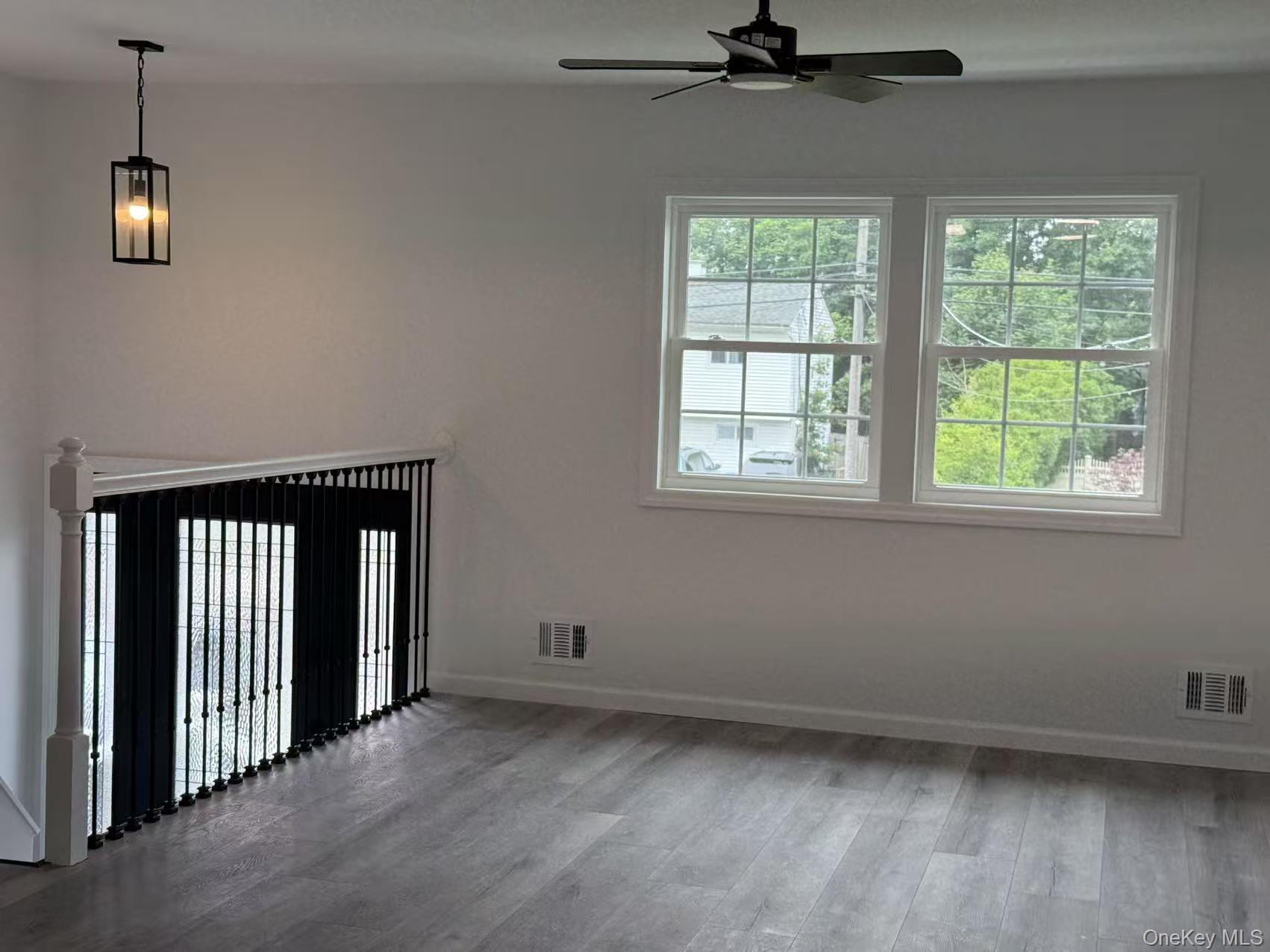 #10 photo, 495 Hawkins Road, सफ़ोक काउंटी Selden , NY 11784