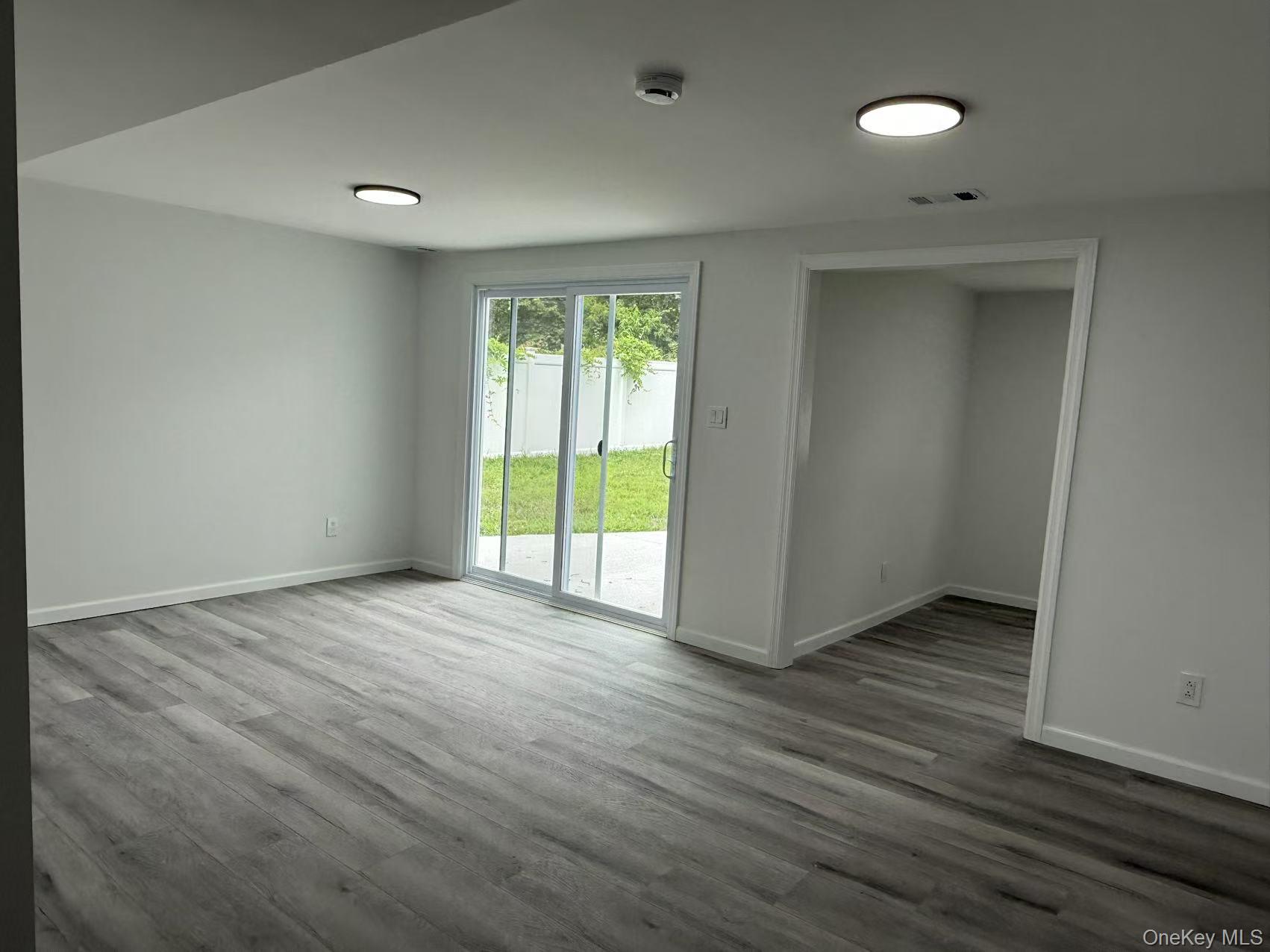 #12 photo, 495 Hawkins Road, सफ़ोक काउंटी Selden , NY 11784