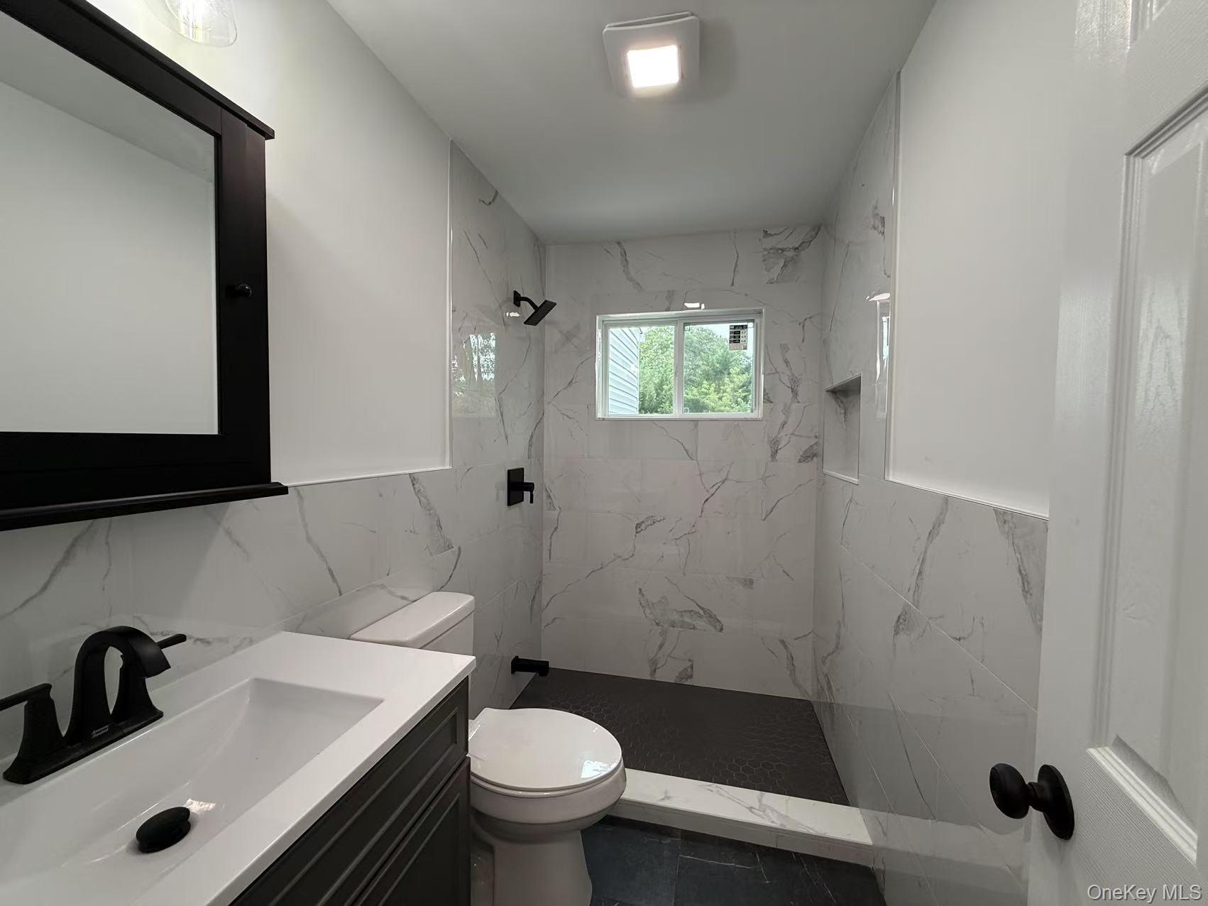 #14 photo, 495 Hawkins Road, सफ़ोक काउंटी Selden , NY 11784