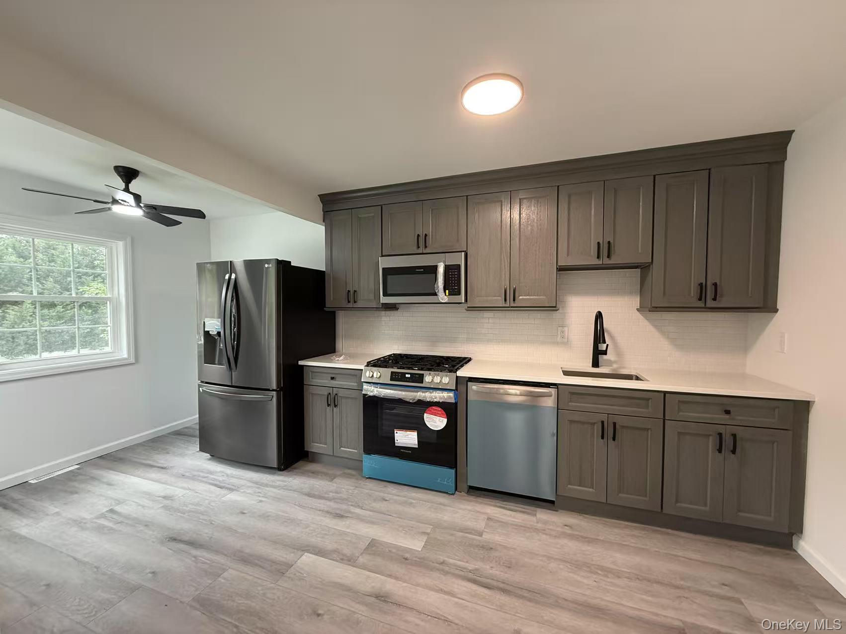 #4 photo, 495 Hawkins Road, सफ़ोक काउंटी Selden , NY 11784