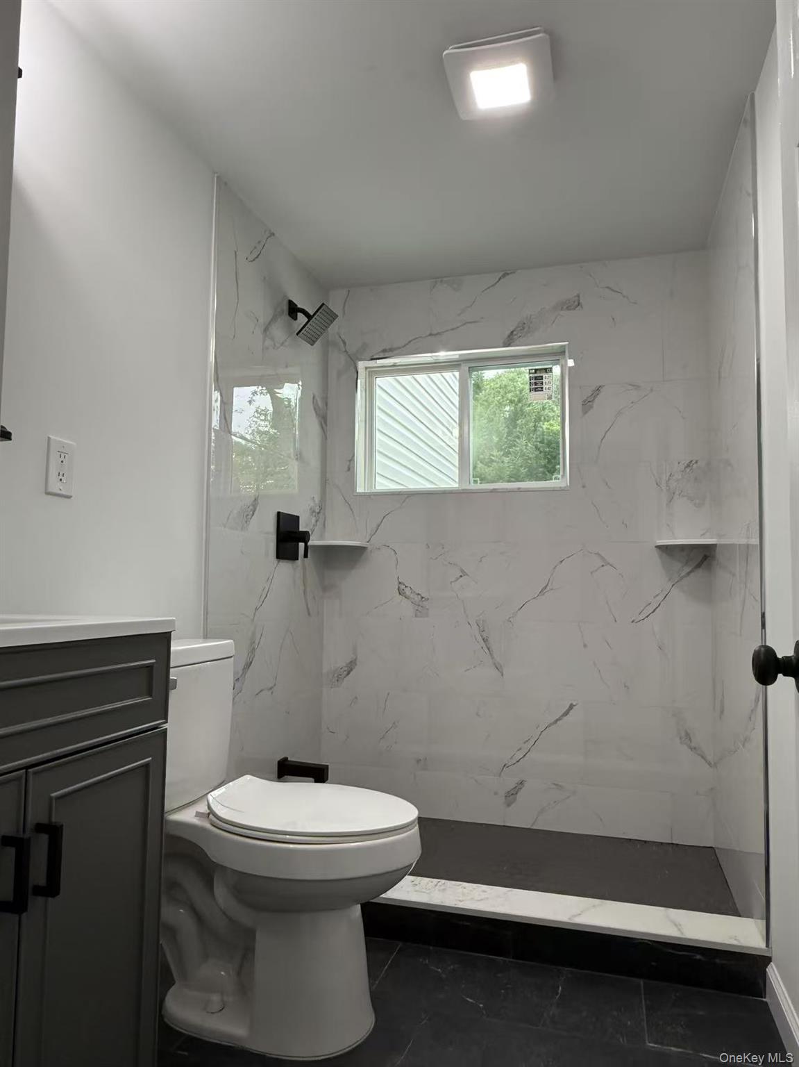 #6 photo, 495 Hawkins Road, सफ़ोक काउंटी Selden , NY 11784