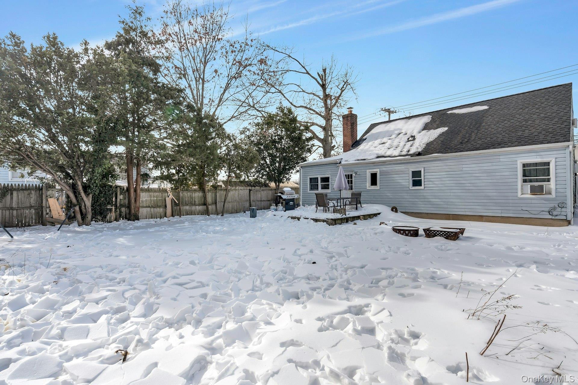 #19 photo, 35 Kenwood Avenue, מחוז נסאו Massapequa , NY 11758